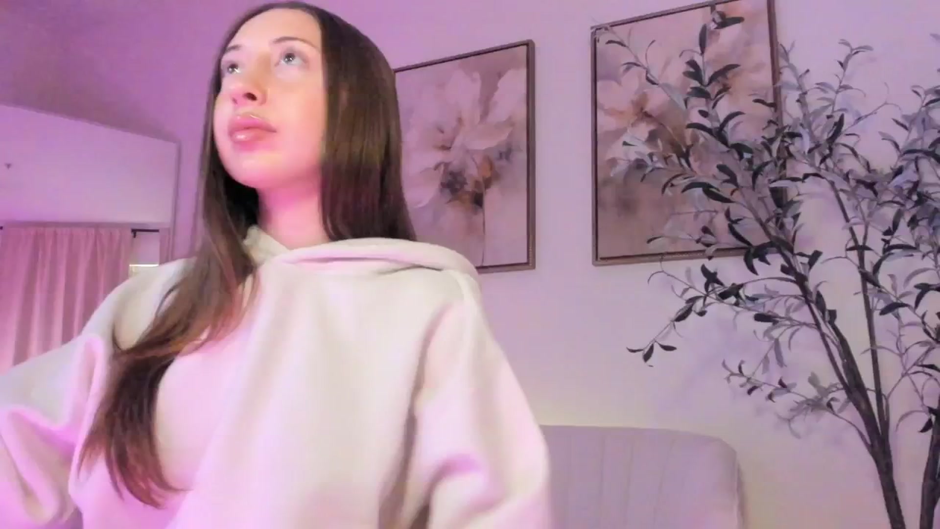 Gallery image thumbnail from goddessccleo's myfreecams stream on, 03/27/2025, 20:24 image 13 of 20
