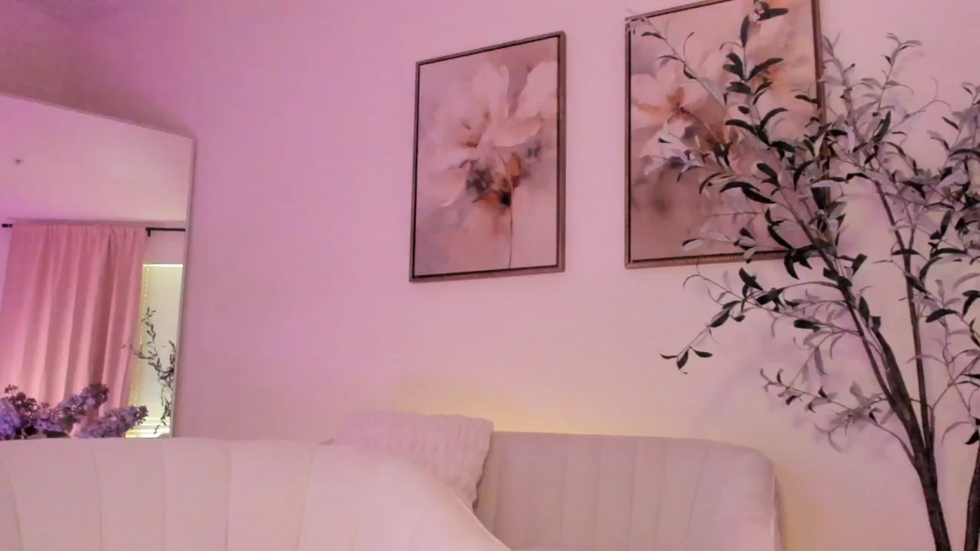 Gallery image thumbnail from goddessccleo's myfreecams stream on, 03/29/2025, 19:38 image 1 of 20