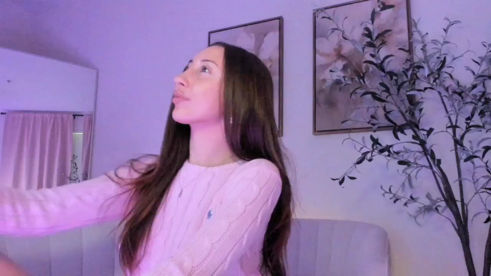 Gallery image thumbnail from goddessccleo's myfreecams stream on, 03/31/2025, 20:38 image 20 of 20