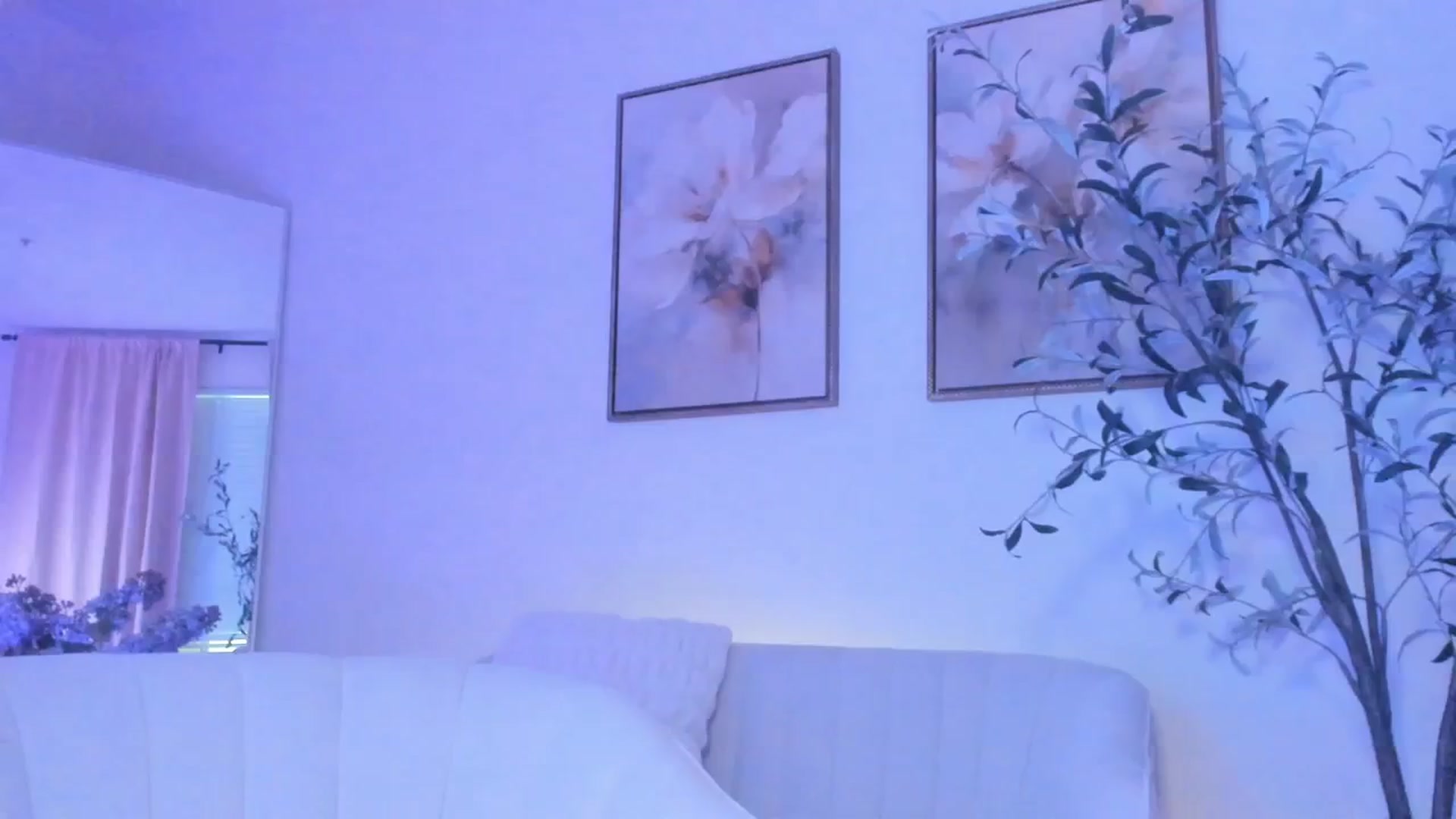 Gallery image thumbnail from goddessccleo's myfreecams stream on, 04/02/2025, 18:49 image 3 of 20