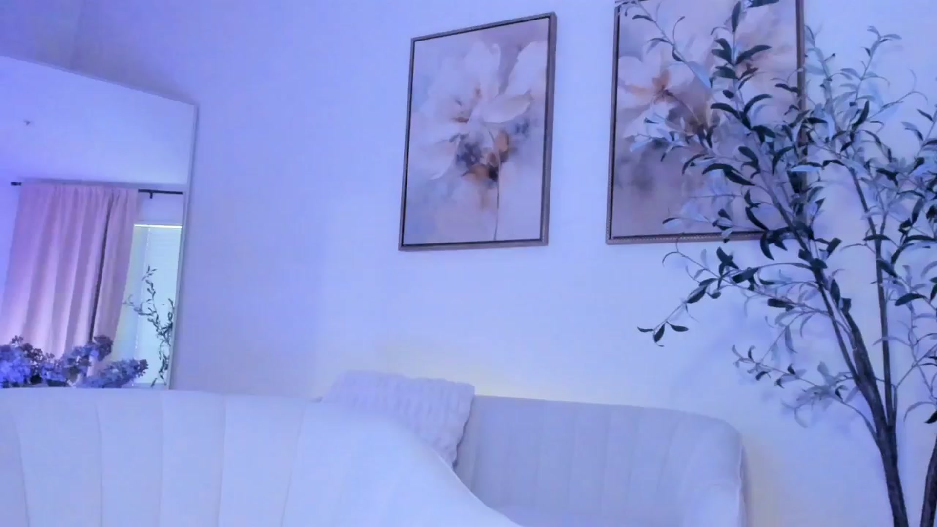Gallery image thumbnail from goddessccleo's myfreecams stream on, 04/09/2025, 20:05 image 10 of 20