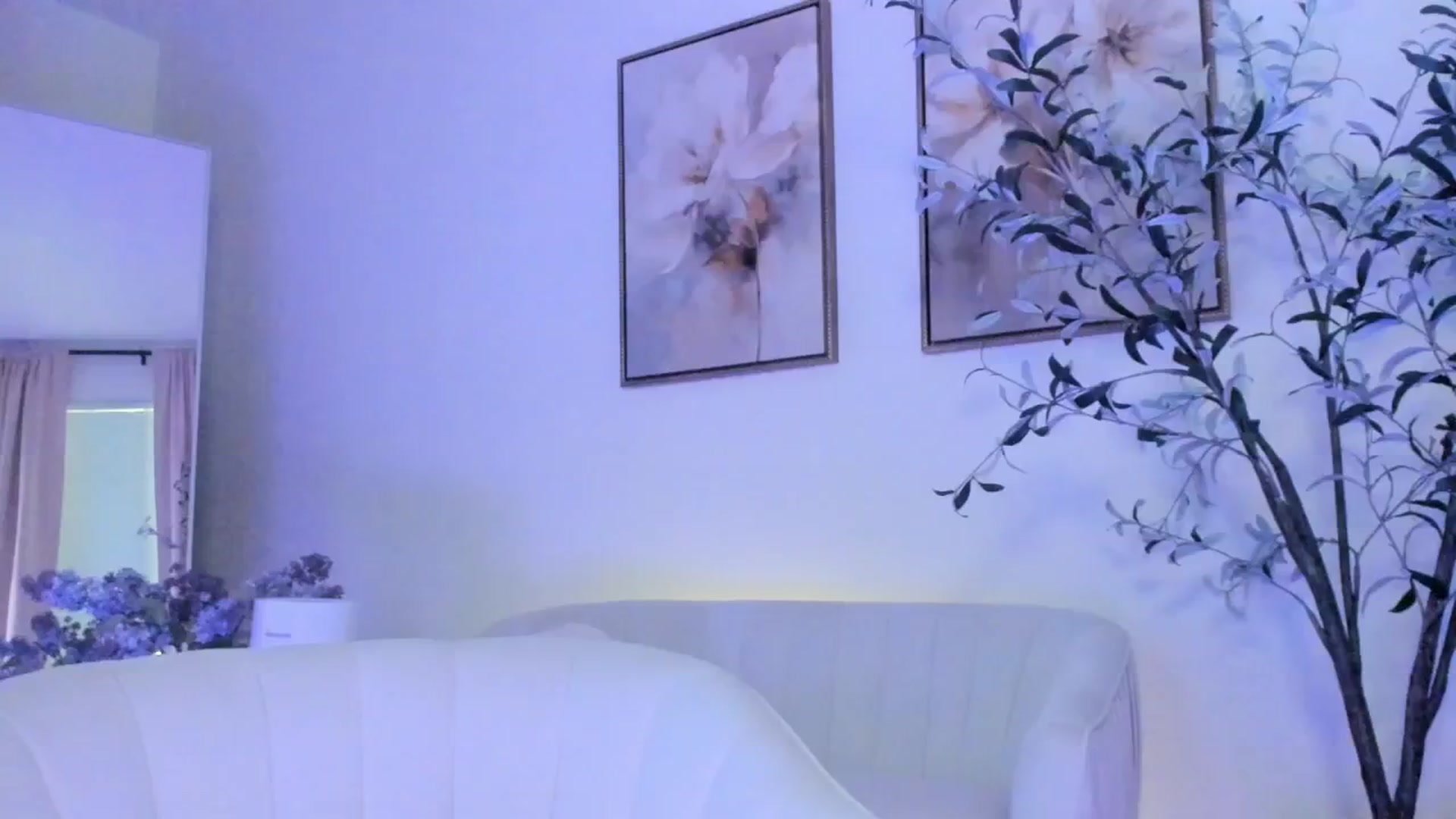 Gallery image thumbnail from goddessccleo's myfreecams stream on, 04/28/2025, 19:14 image 1 of 20
