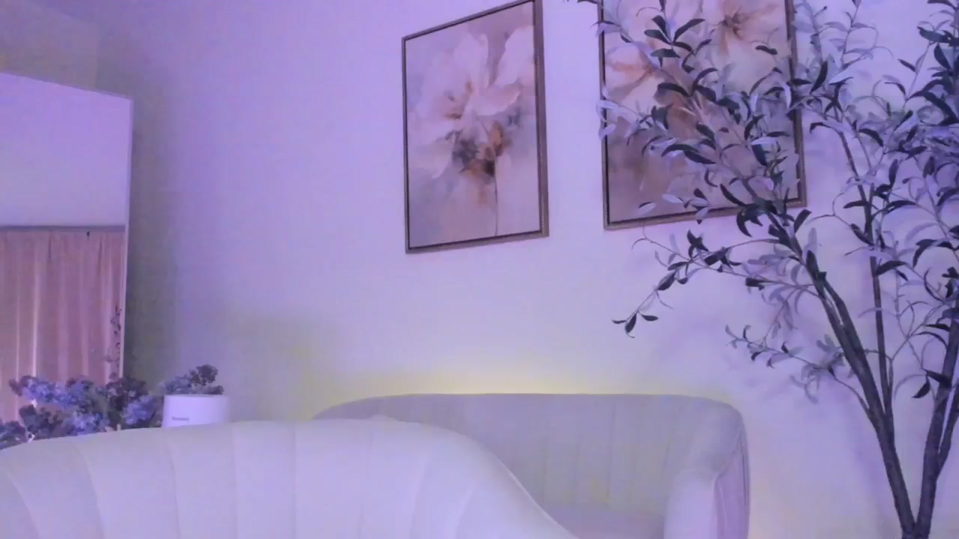 Gallery image thumbnail from goddessccleo's myfreecams stream on, 05/08/2025, 05:44 image 8 of 20