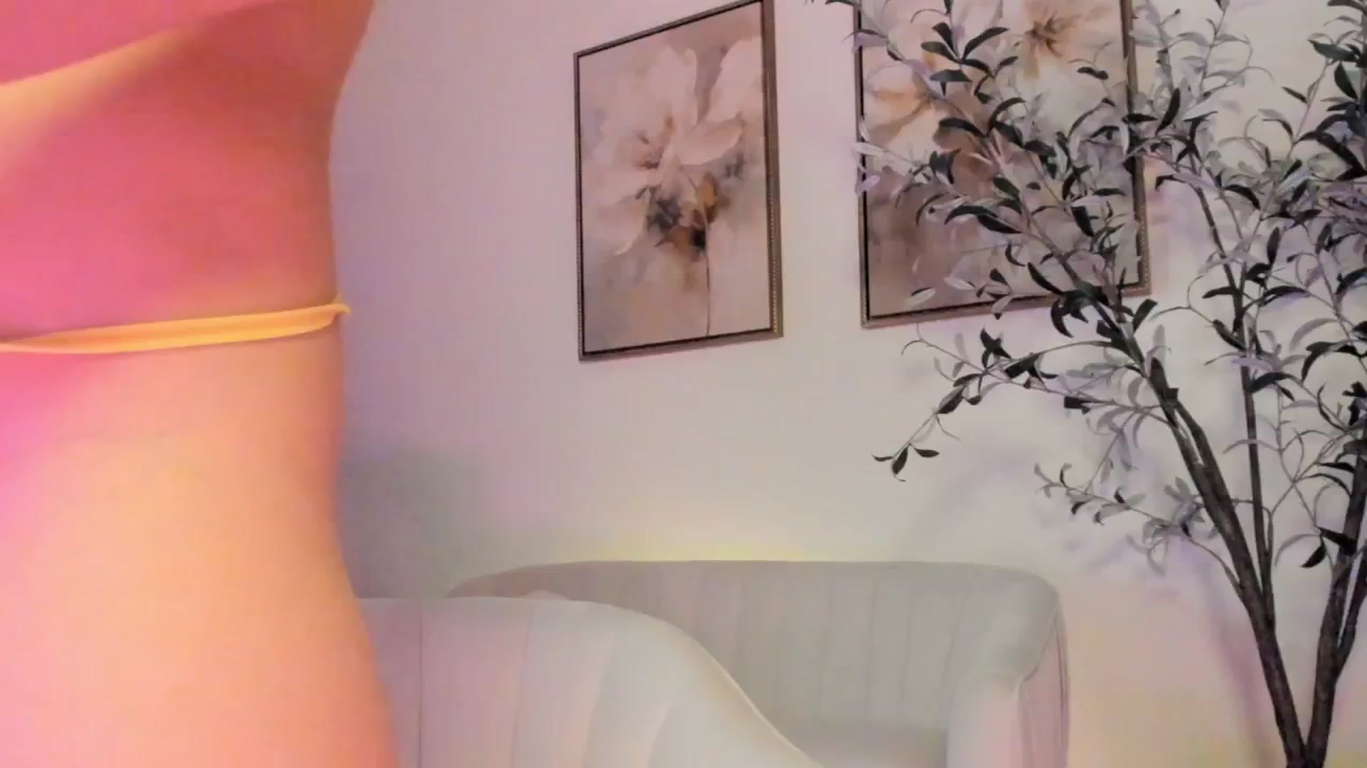Gallery image thumbnail from goddessccleo's myfreecams stream on, 05/09/2025, 20:56 image 8 of 20
