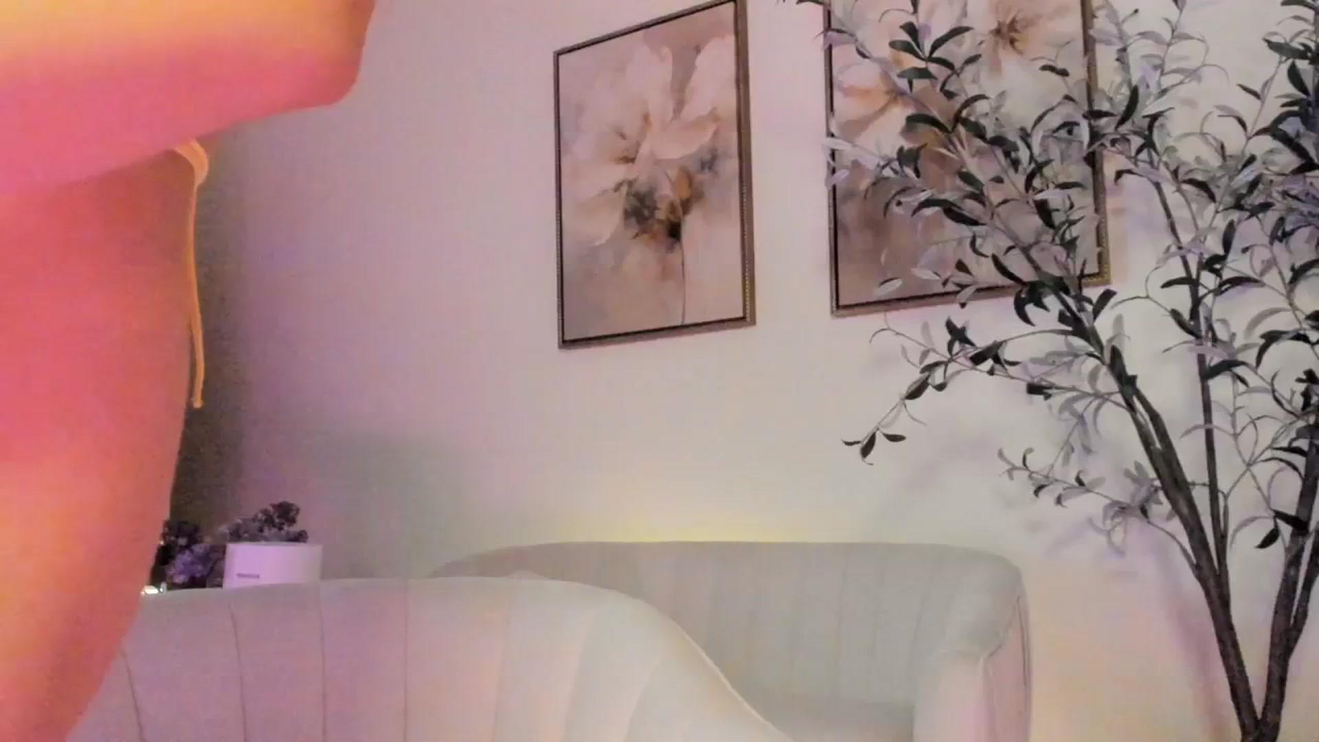 Gallery image thumbnail from goddessccleo's myfreecams stream on, 05/09/2025, 20:56 image 7 of 20