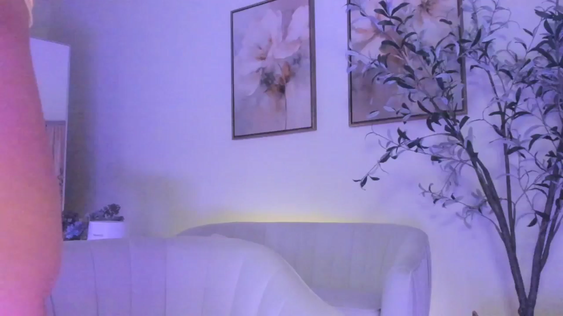Gallery image thumbnail from goddessccleo's myfreecams stream on, 05/10/2025, 04:47 image 18 of 20