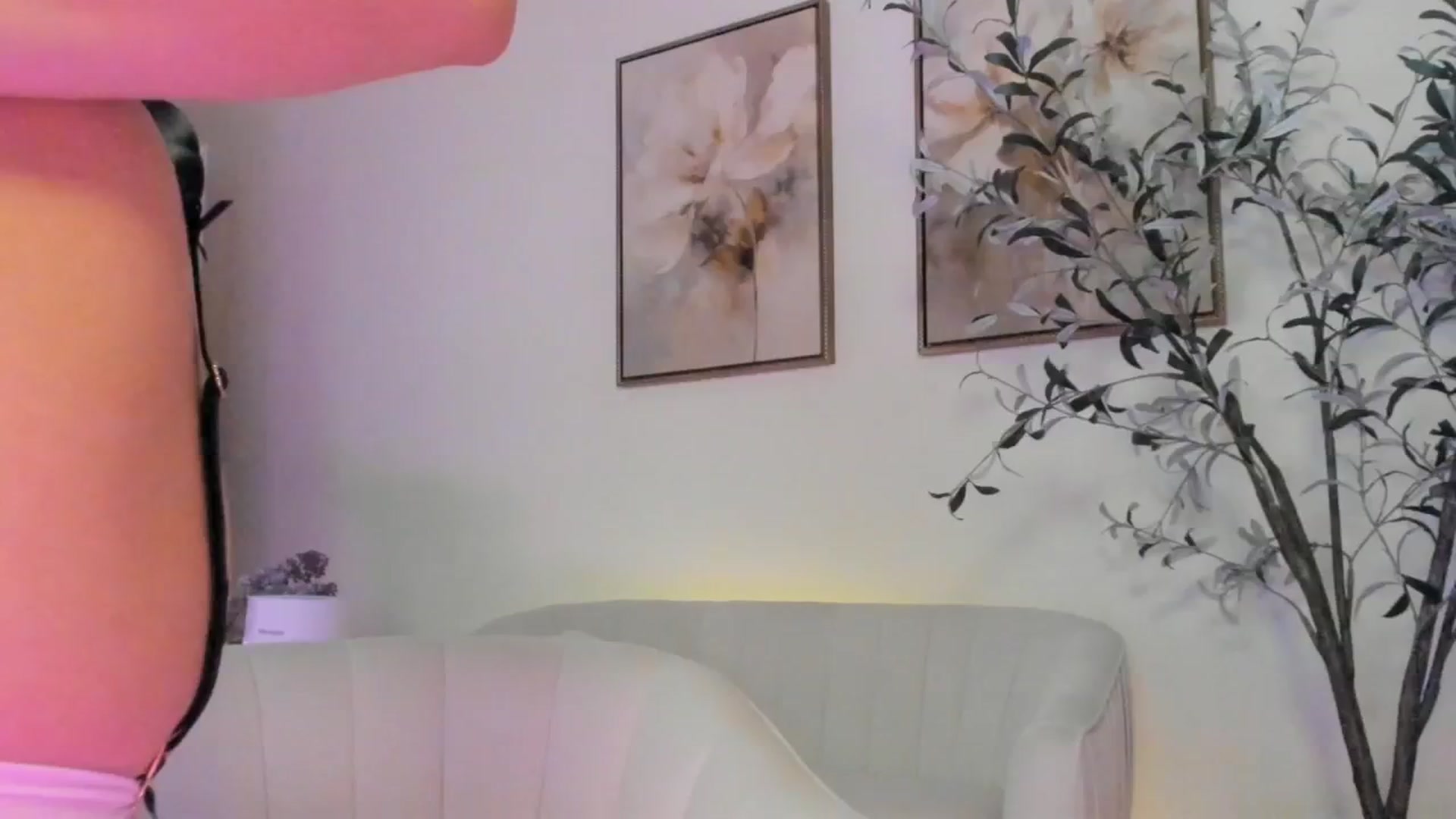 Gallery image thumbnail from goddessccleo's myfreecams stream on, 05/12/2025, 21:29 image 11 of 20