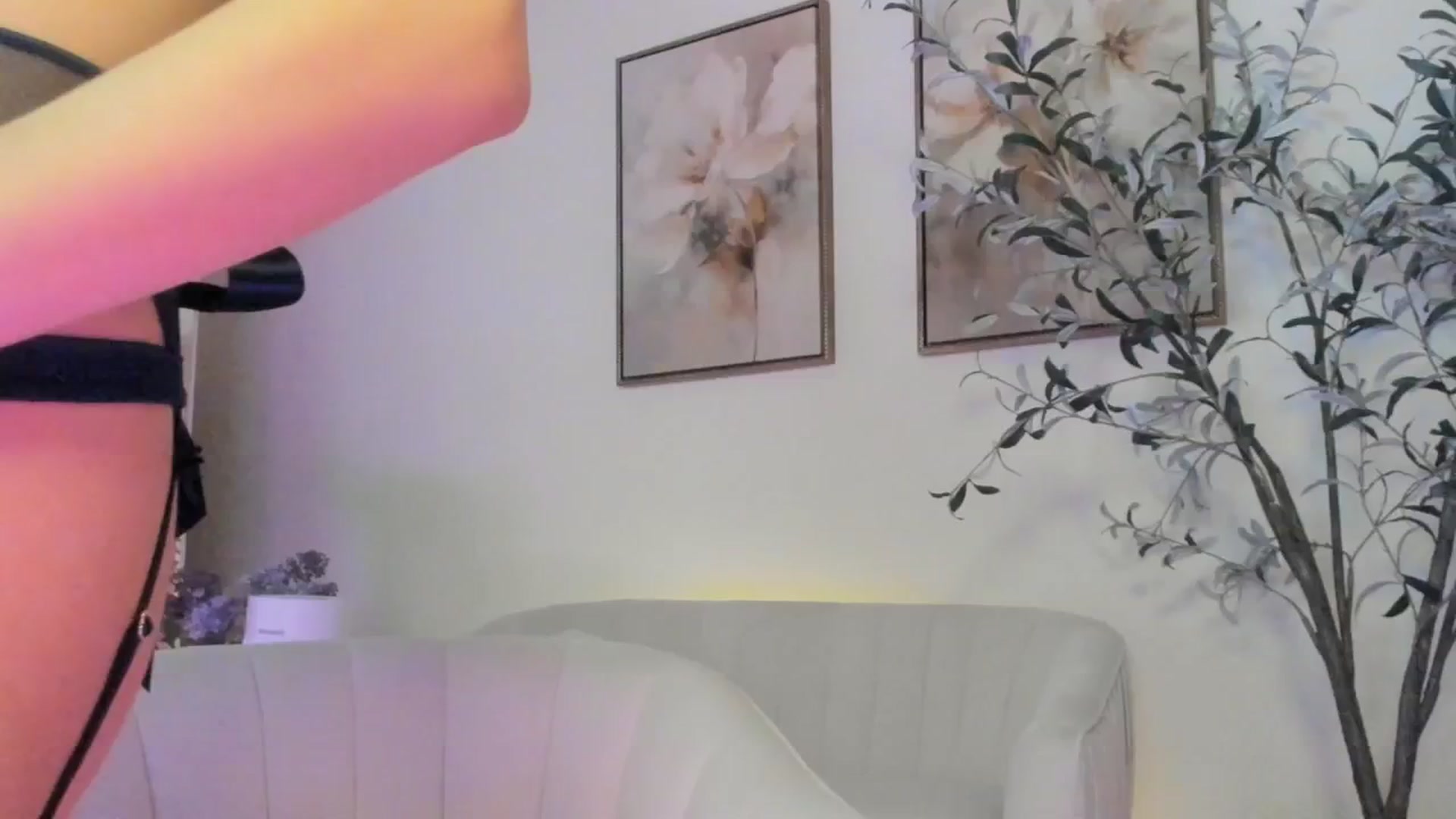 Gallery image thumbnail from goddessccleo's myfreecams stream on, 05/12/2025, 21:29 image 2 of 20