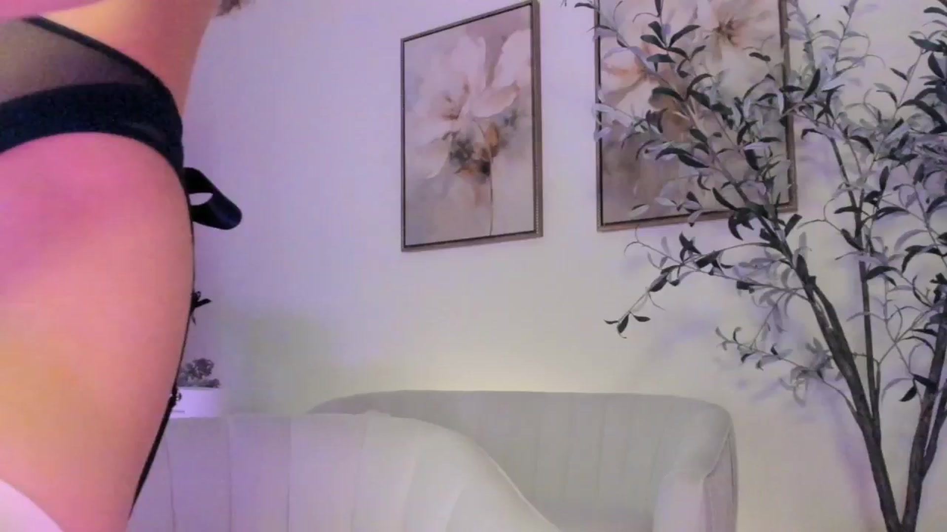 Gallery image thumbnail from goddessccleo's myfreecams stream on, 05/12/2025, 21:29 image 1 of 20