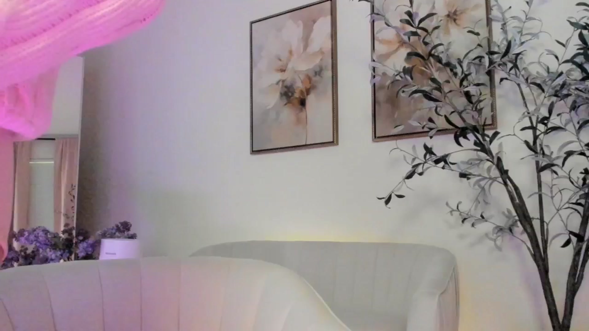 Gallery image thumbnail from goddessccleo's myfreecams stream on, 05/17/2025, 21:49 image 12 of 20