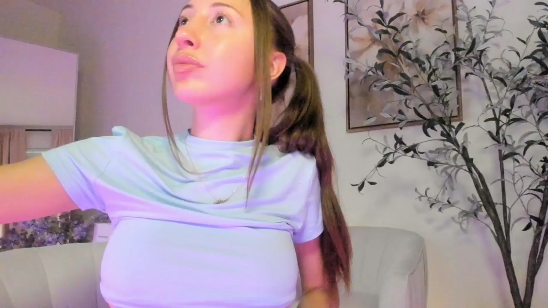 Gallery image thumbnail from goddessccleo's myfreecams stream on, 05/19/2025, 22:47 image 14 of 20