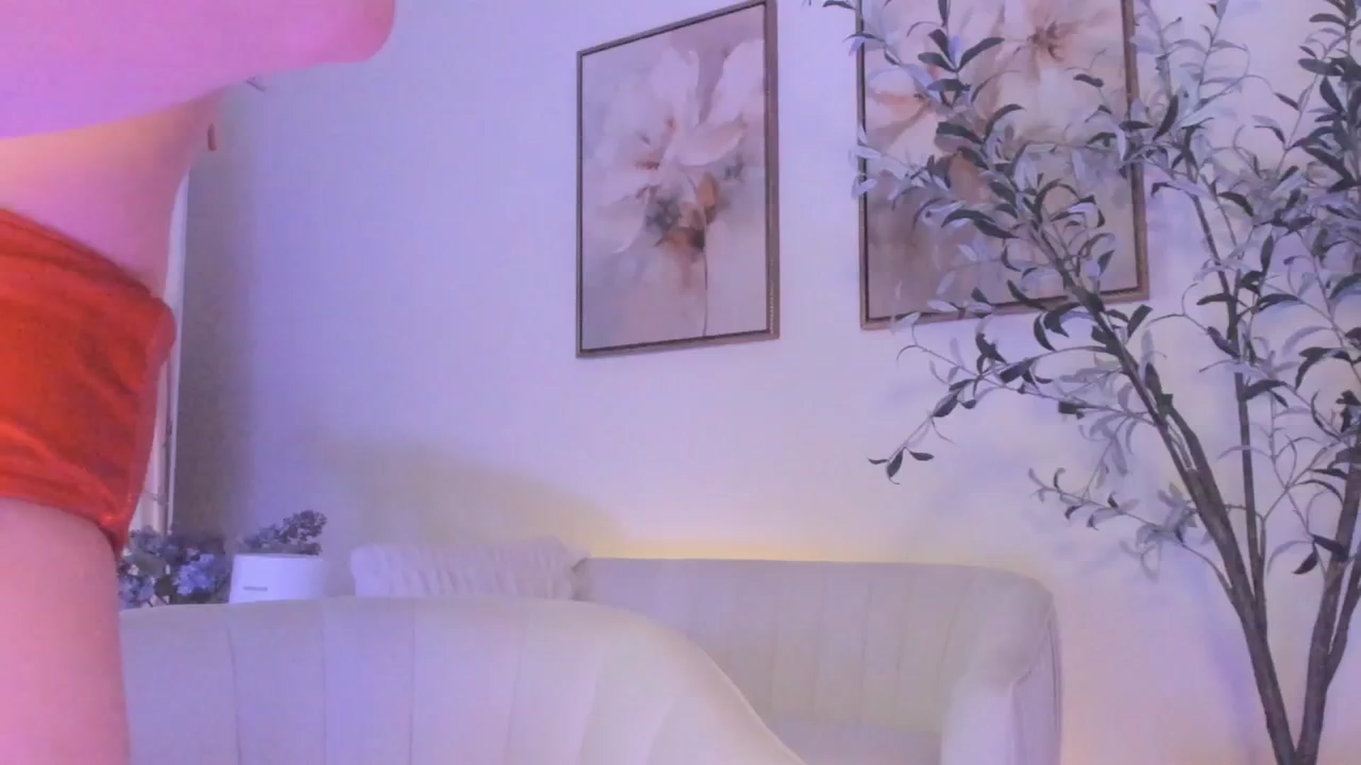 Gallery image thumbnail from goddessccleo's myfreecams stream on, 05/29/2025, 22:52 image 16 of 20