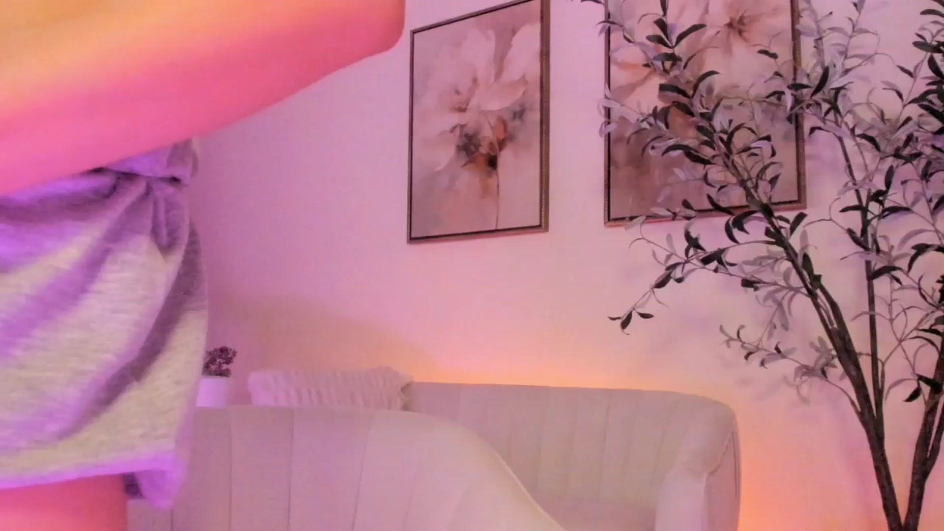 Gallery image thumbnail from goddessccleo's myfreecams stream on, 06/09/2025, 20:53 image 13 of 20