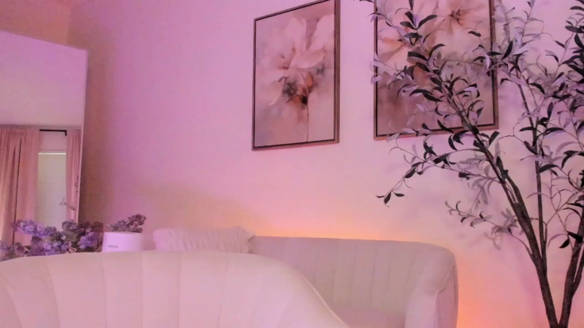 Gallery image thumbnail from goddessccleo's myfreecams stream on, 06/09/2025, 20:53 image 2 of 20