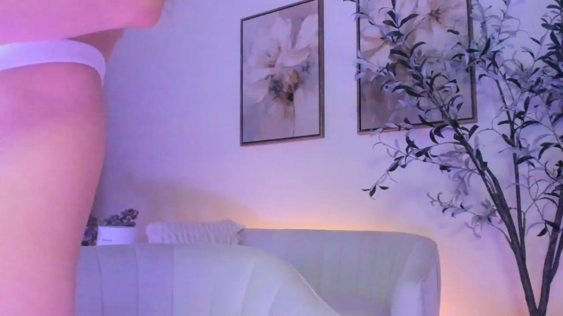 Gallery image thumbnail from goddessccleo's myfreecams stream on, 06/12/2025, 05:54 image 14 of 20
