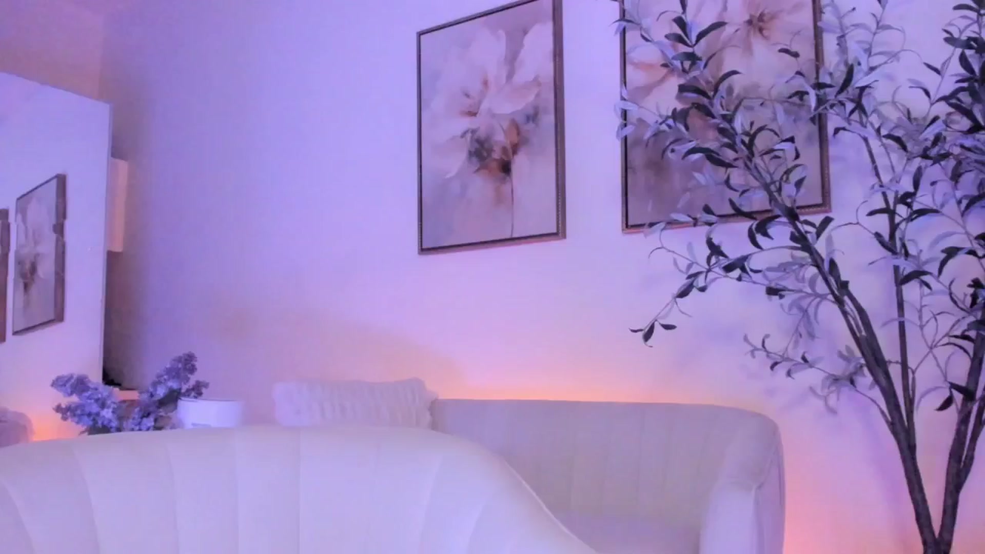 Gallery image thumbnail from goddessccleo's myfreecams stream on, 06/14/2025, 05:59 image 2 of 20