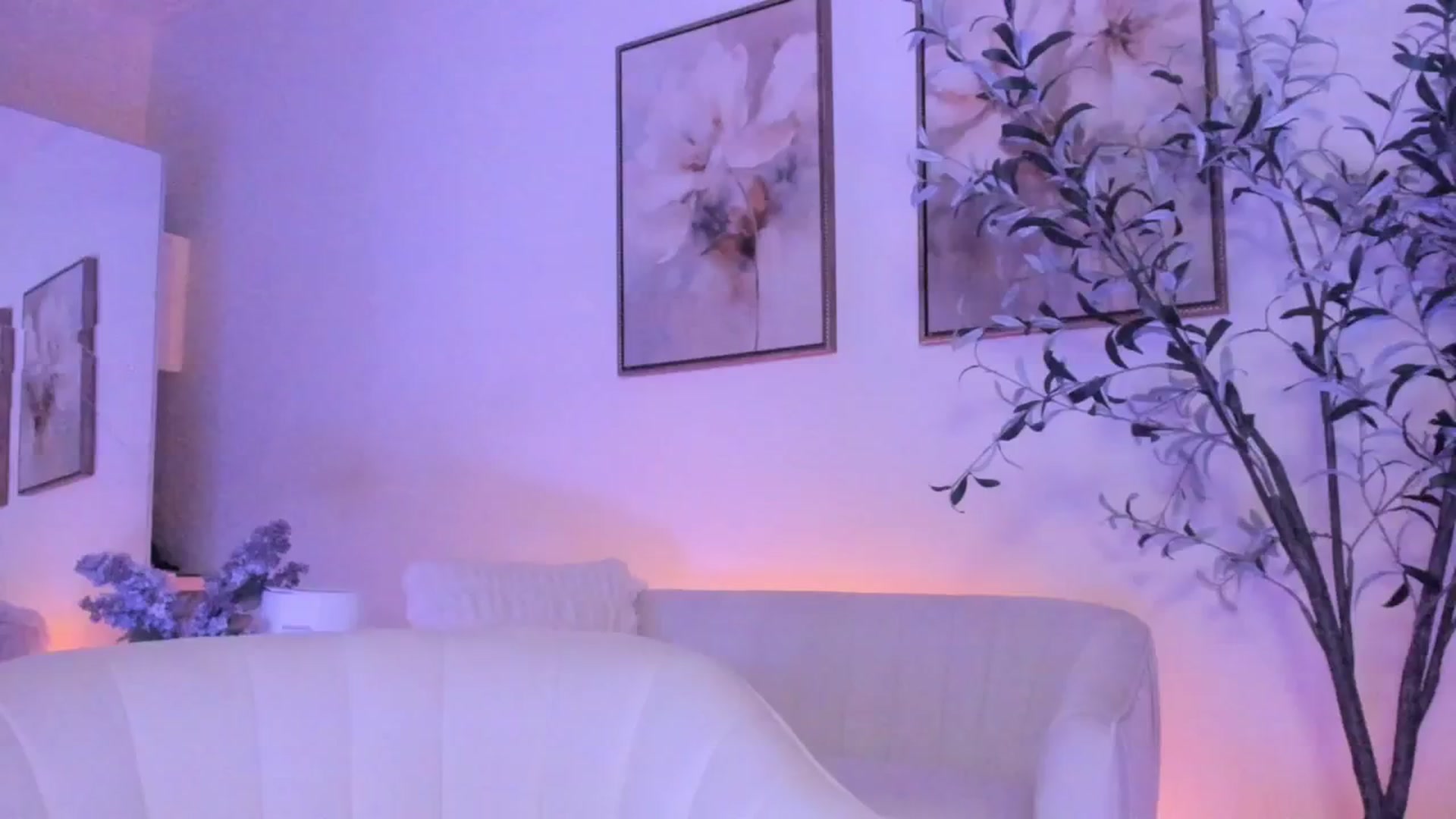 Gallery image thumbnail from goddessccleo's myfreecams stream on, 06/14/2025, 05:59 image 18 of 20