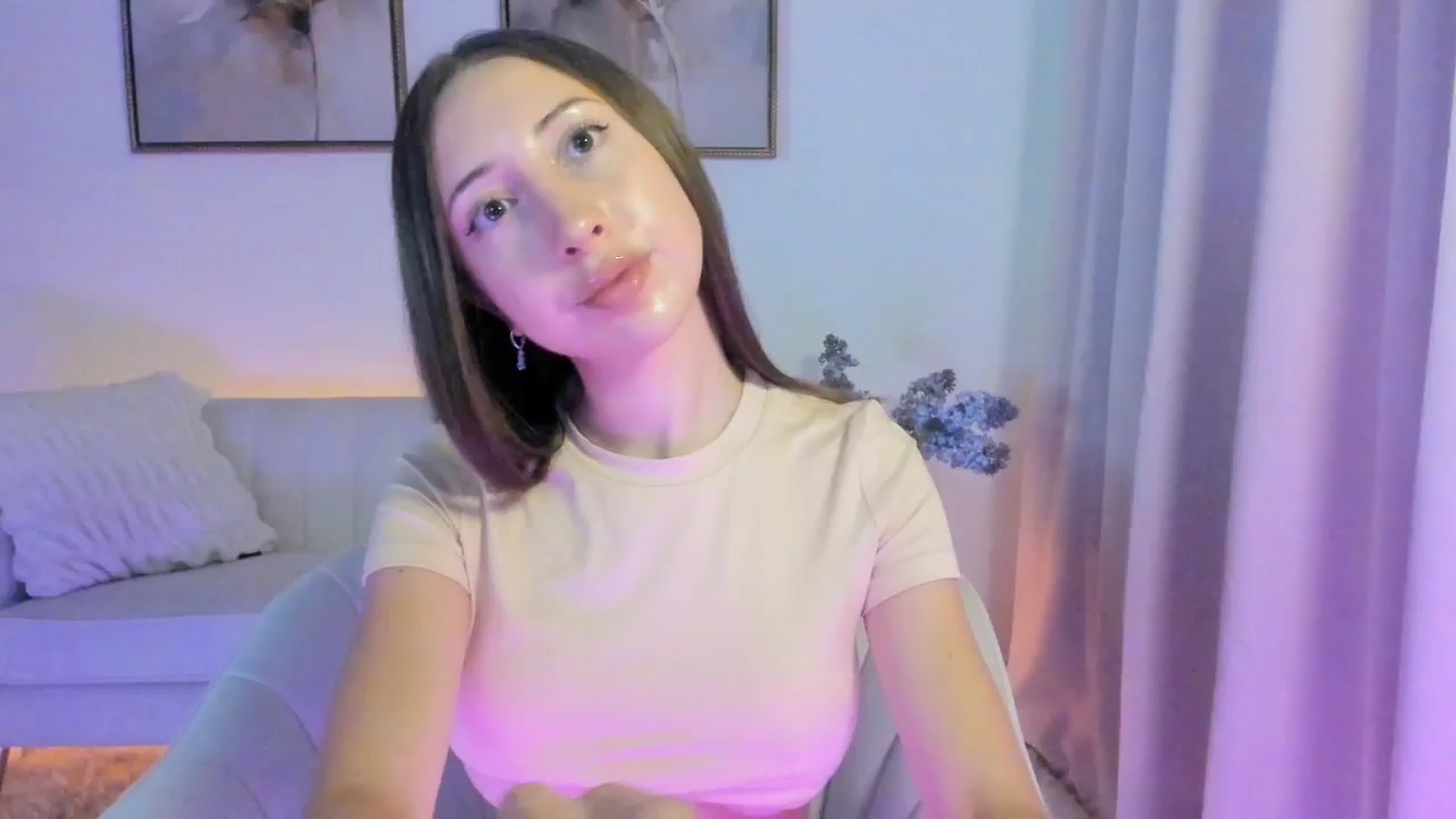 Gallery image thumbnail from goddessccleo's myfreecams stream on, 06/16/2025, 24:22 image 7 of 20