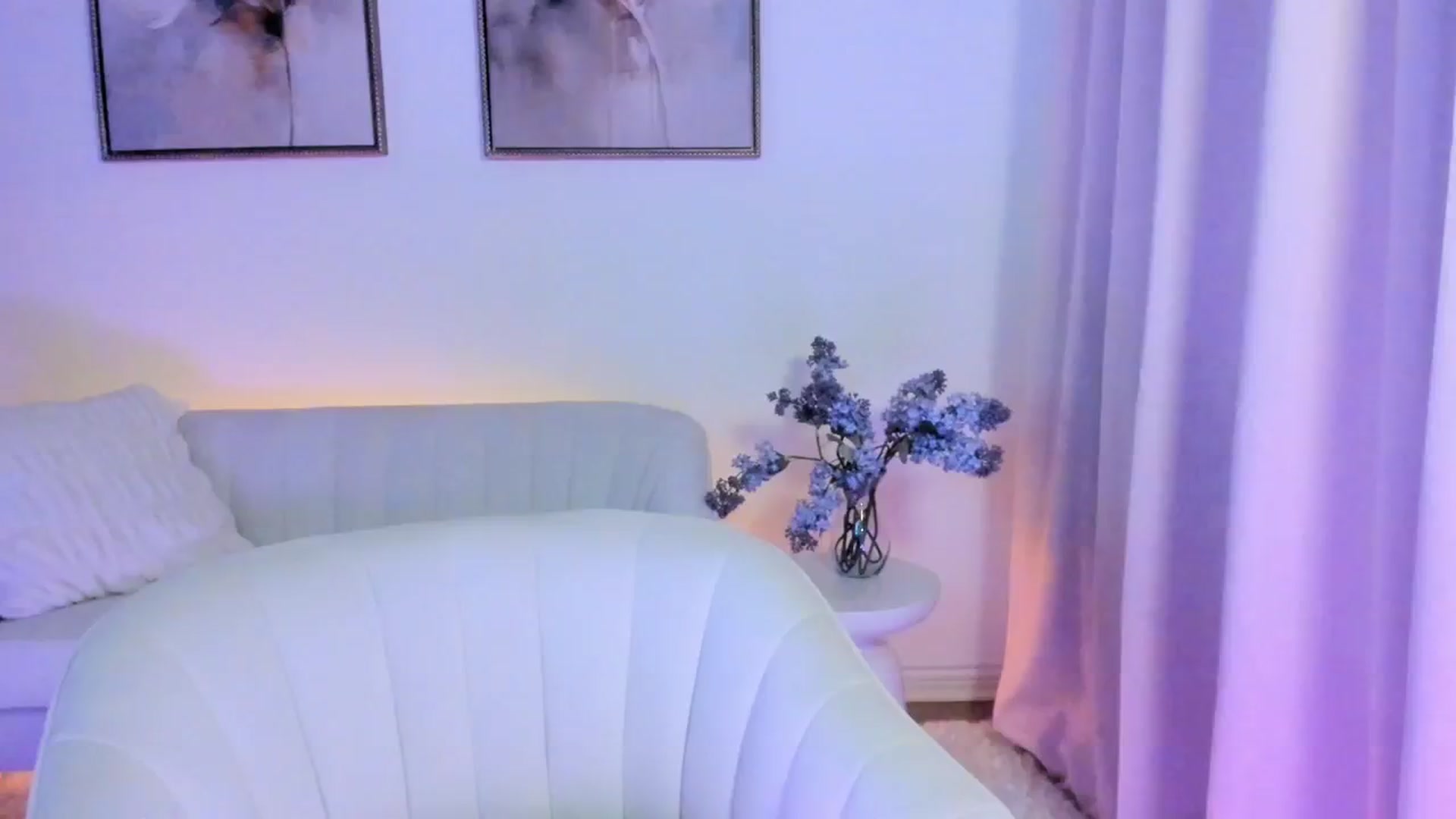 Gallery image thumbnail from goddessccleo's myfreecams stream on, 06/16/2025, 22:13 image 15 of 20
