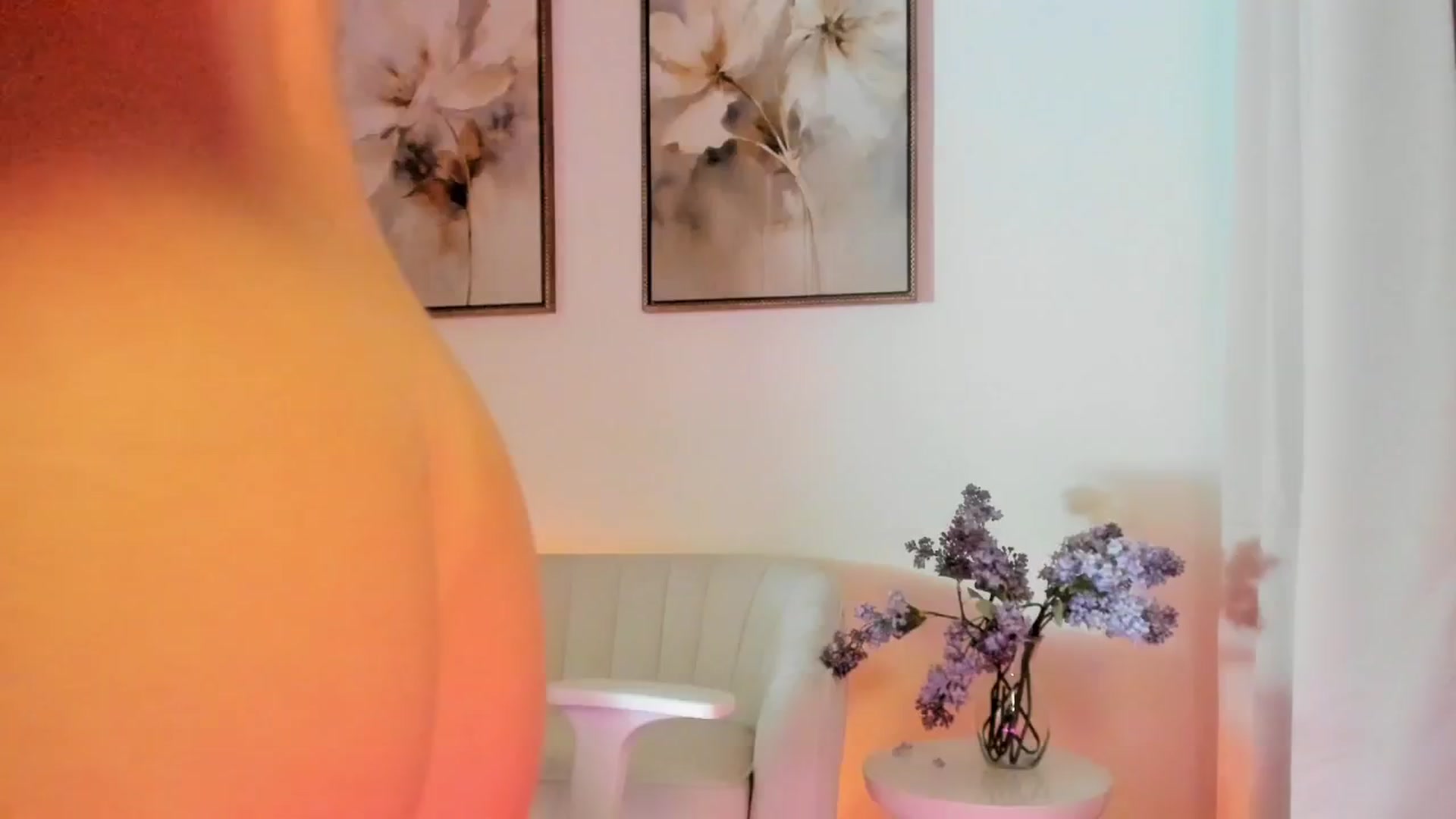 Gallery image thumbnail from goddessccleo's myfreecams stream on, 06/24/2025, 01:05 image 8 of 20