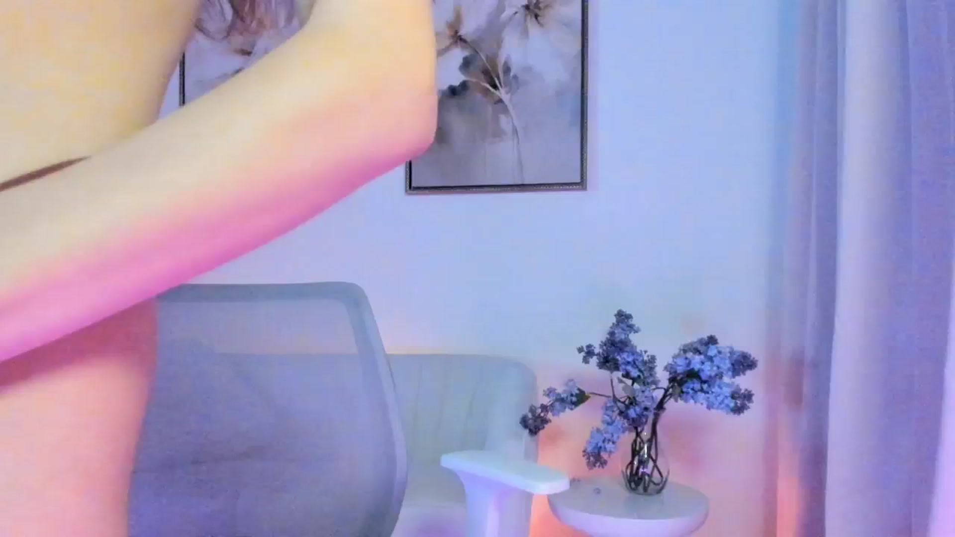 Gallery image thumbnail from goddessccleo's myfreecams stream on, 06/25/2025, 02:33 image 16 of 20