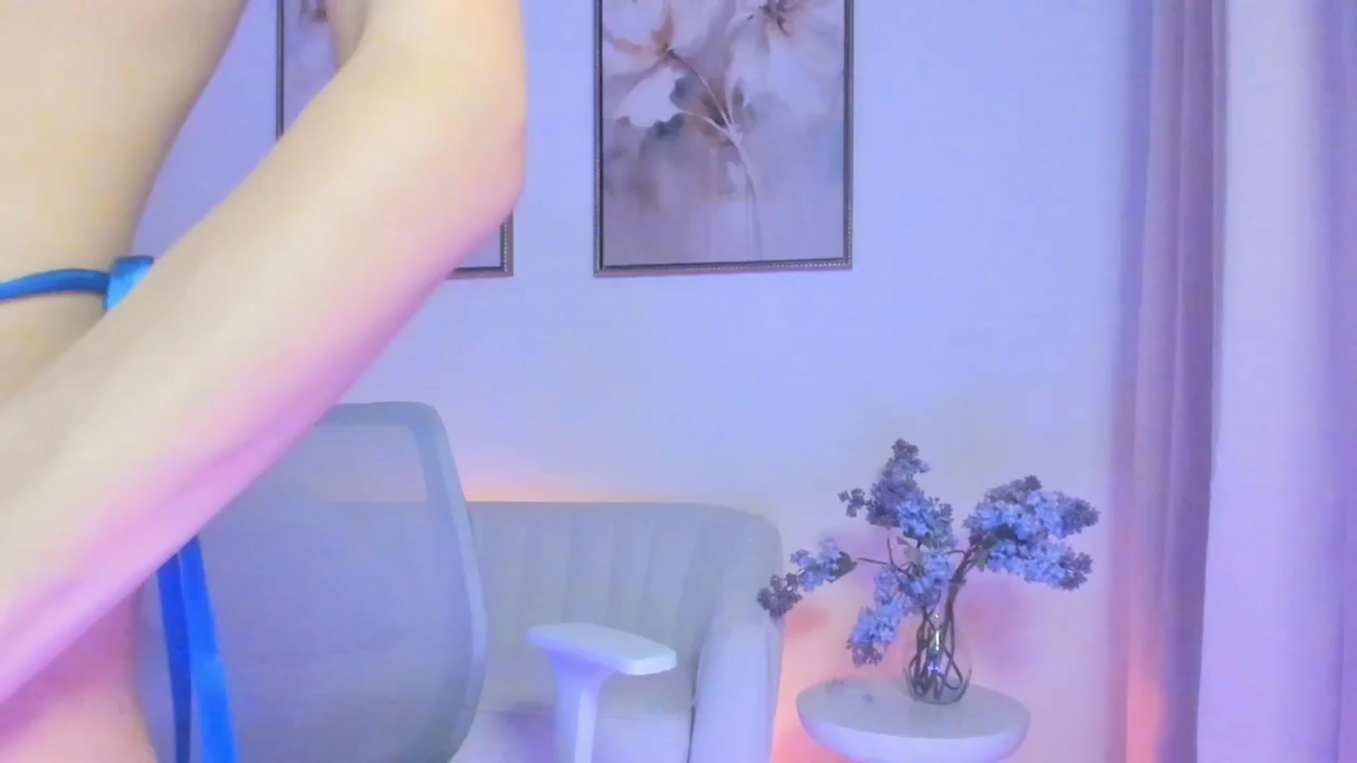 Gallery image thumbnail from goddessccleo's myfreecams stream on, 06/28/2025, 04:16 image 4 of 20