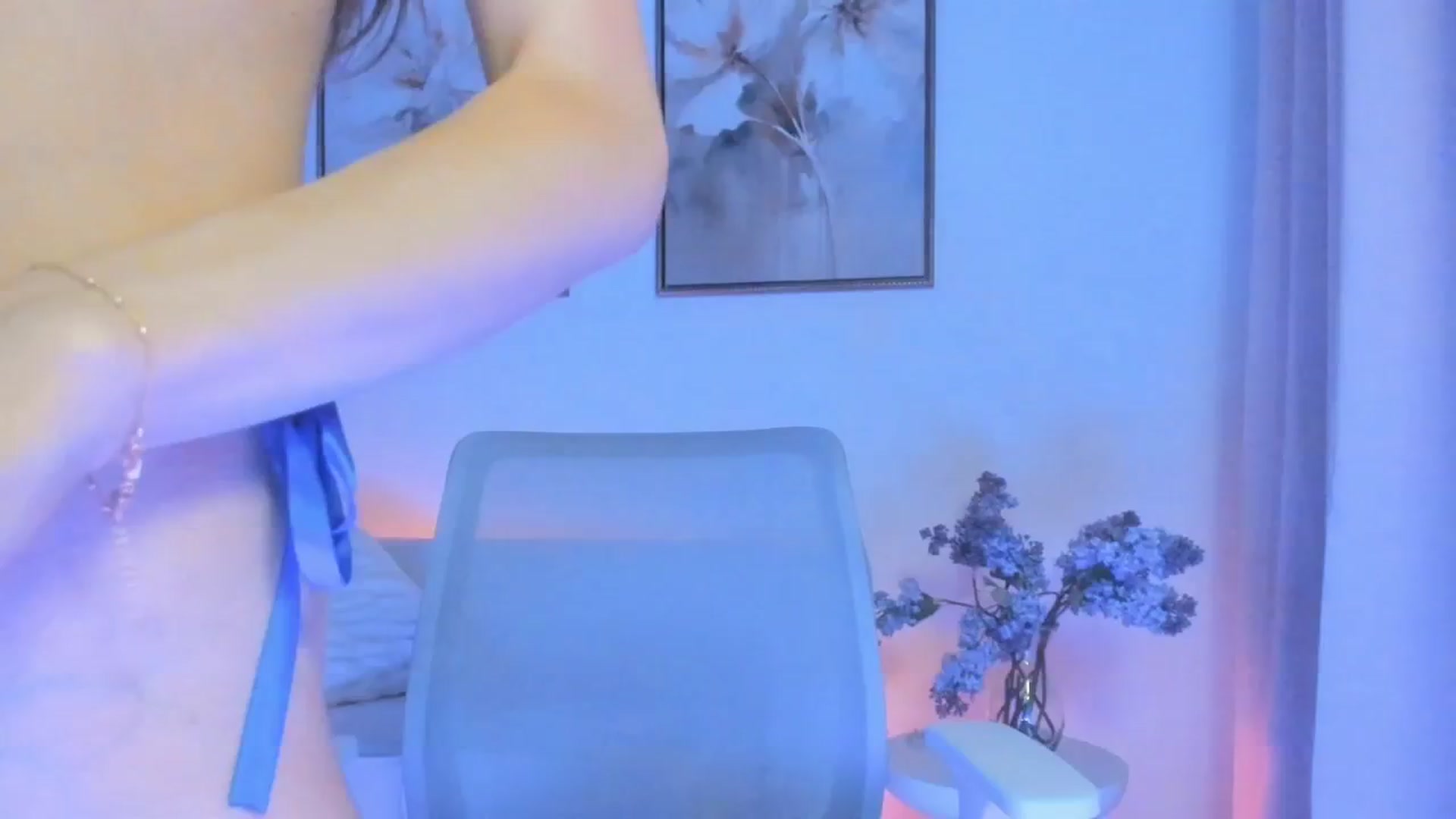Gallery image thumbnail from goddessccleo's myfreecams stream on, 06/28/2025, 05:54 image 18 of 20