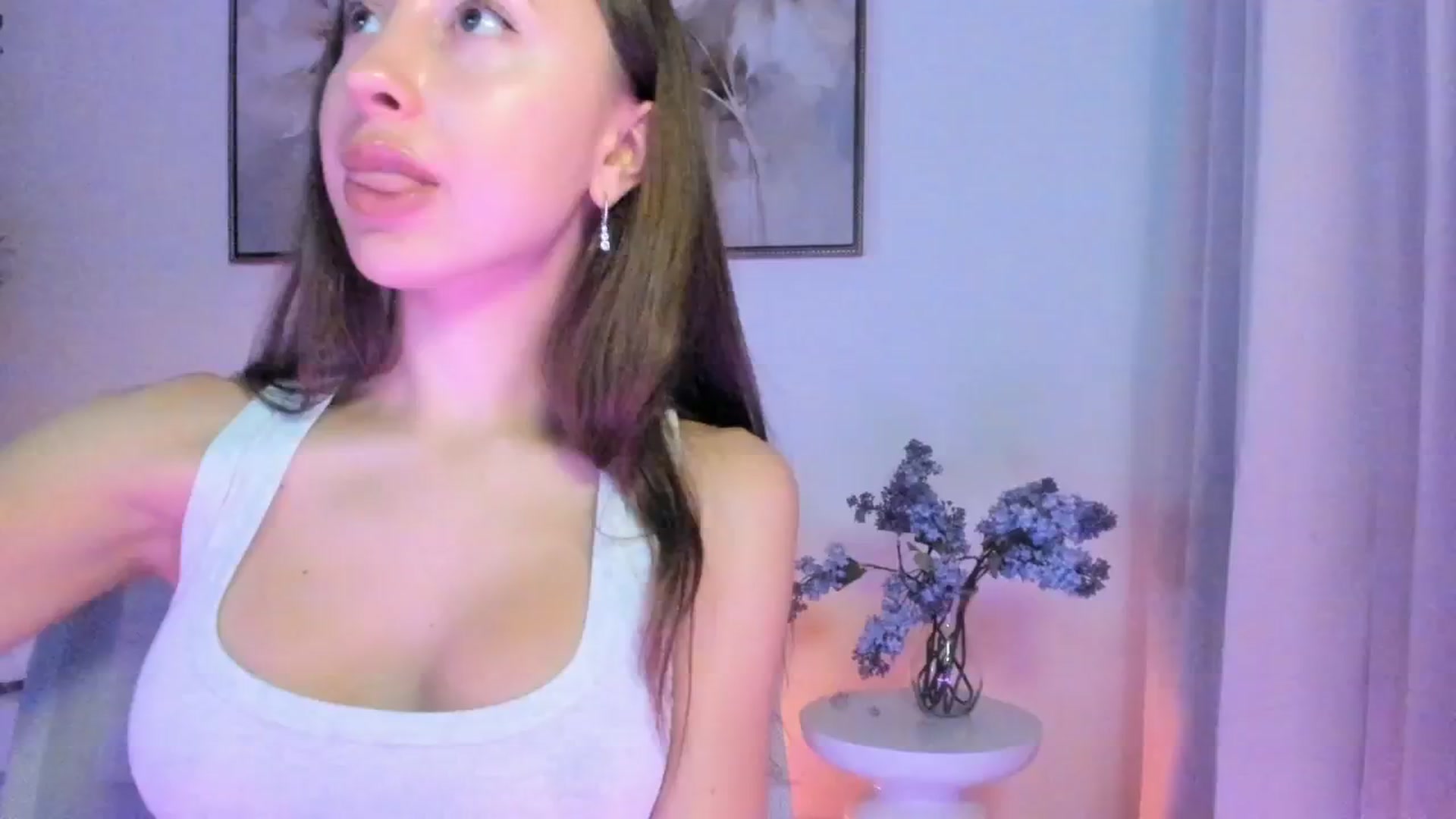 Gallery image thumbnail from goddessccleo's myfreecams stream on, 06/30/2025, 02:12 image 9 of 20