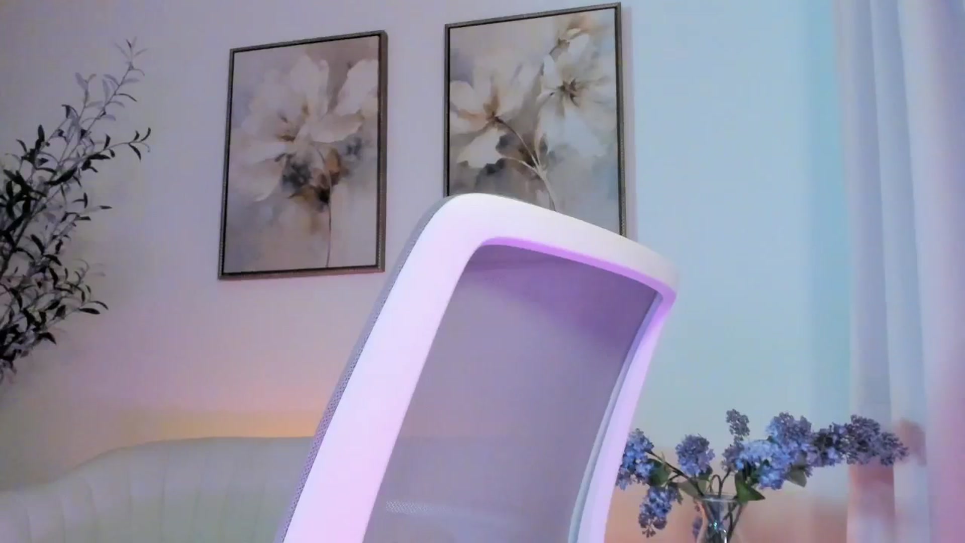 Gallery image thumbnail from goddessccleo's myfreecams stream on, 07/18/2025, 24:24 image 13 of 20