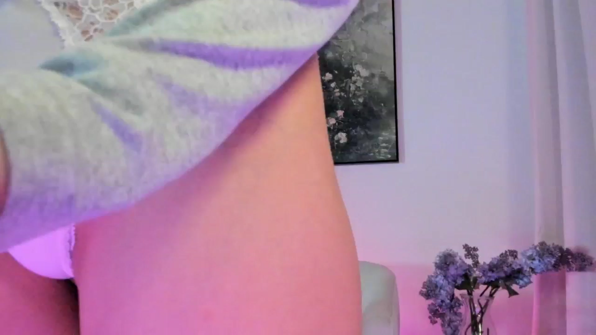 Gallery image thumbnail from goddessccleo's myfreecams stream on, 07/28/2025, 02:54 image 10 of 20