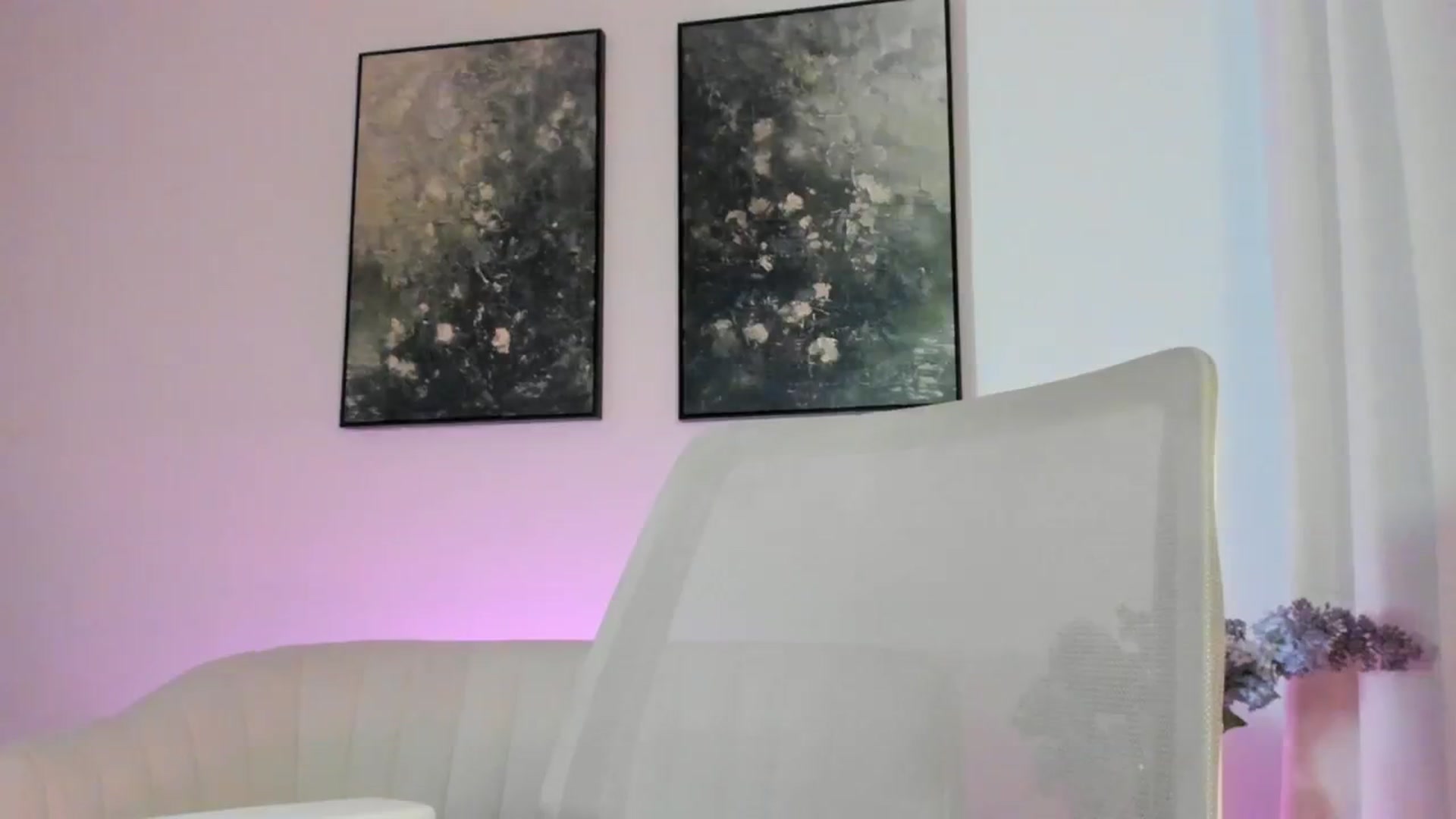 Gallery image thumbnail from goddessccleo's myfreecams stream on, 08/01/2025, 01:34 image 13 of 20