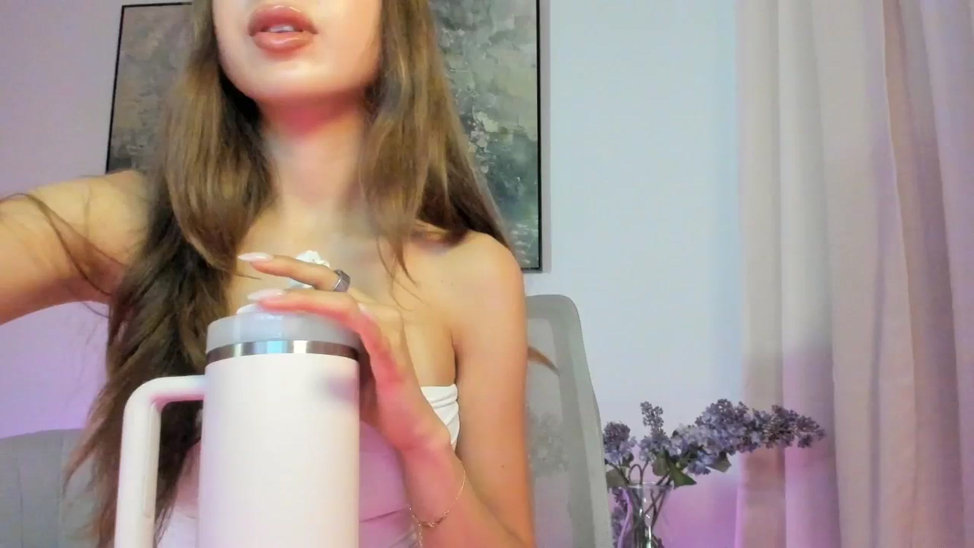 Gallery image thumbnail from goddessccleo's myfreecams stream on, 08/05/2025, 02:18 image 4 of 20