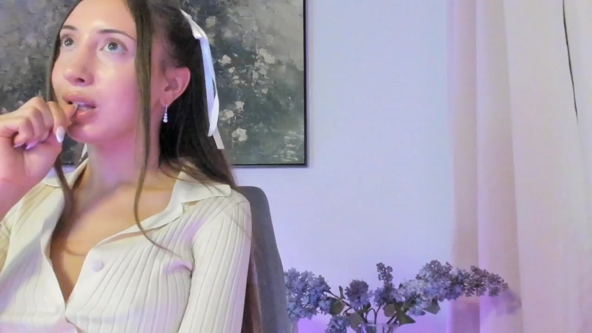 Gallery image thumbnail from goddessccleo's myfreecams stream on, 08/21/2025, 24:06 image 17 of 20