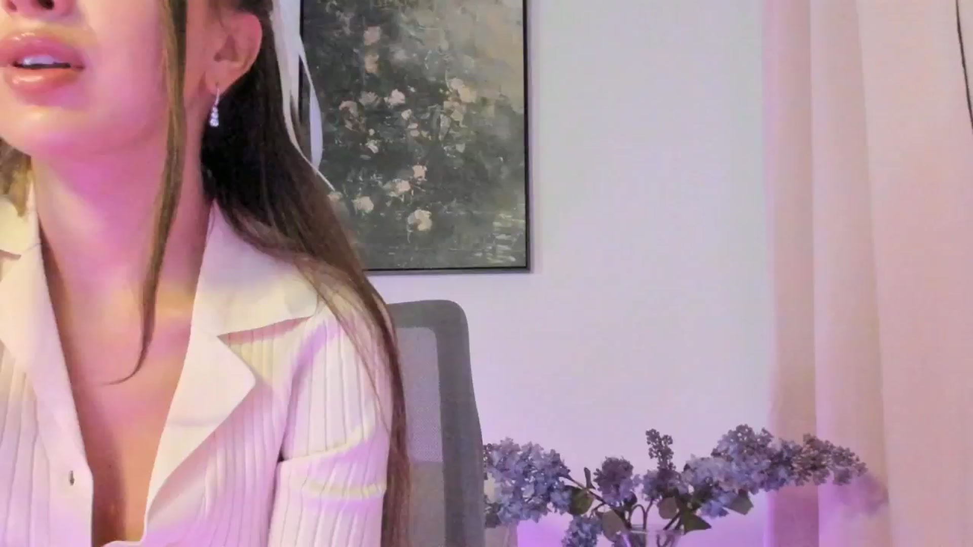 Gallery image thumbnail from goddessccleo's myfreecams stream on, 08/21/2025, 24:06 image 7 of 20