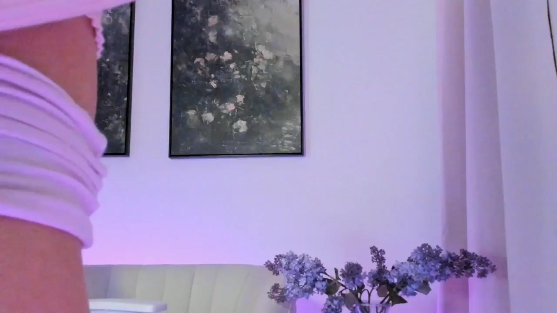 Gallery image thumbnail from goddessccleo's myfreecams stream on, 08/21/2025, 24:06 image 10 of 20