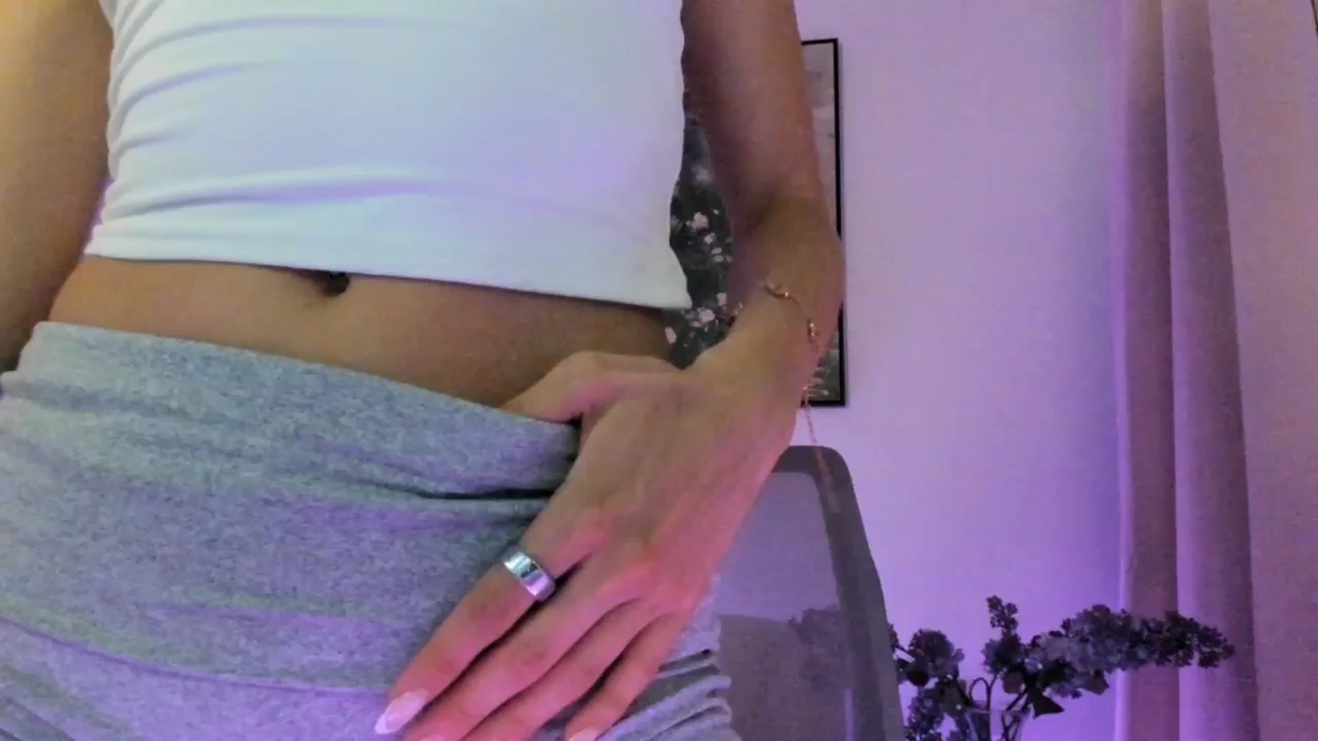 Gallery image thumbnail from goddessccleo's myfreecams stream on, 08/30/2025, 03:14 image 4 of 20