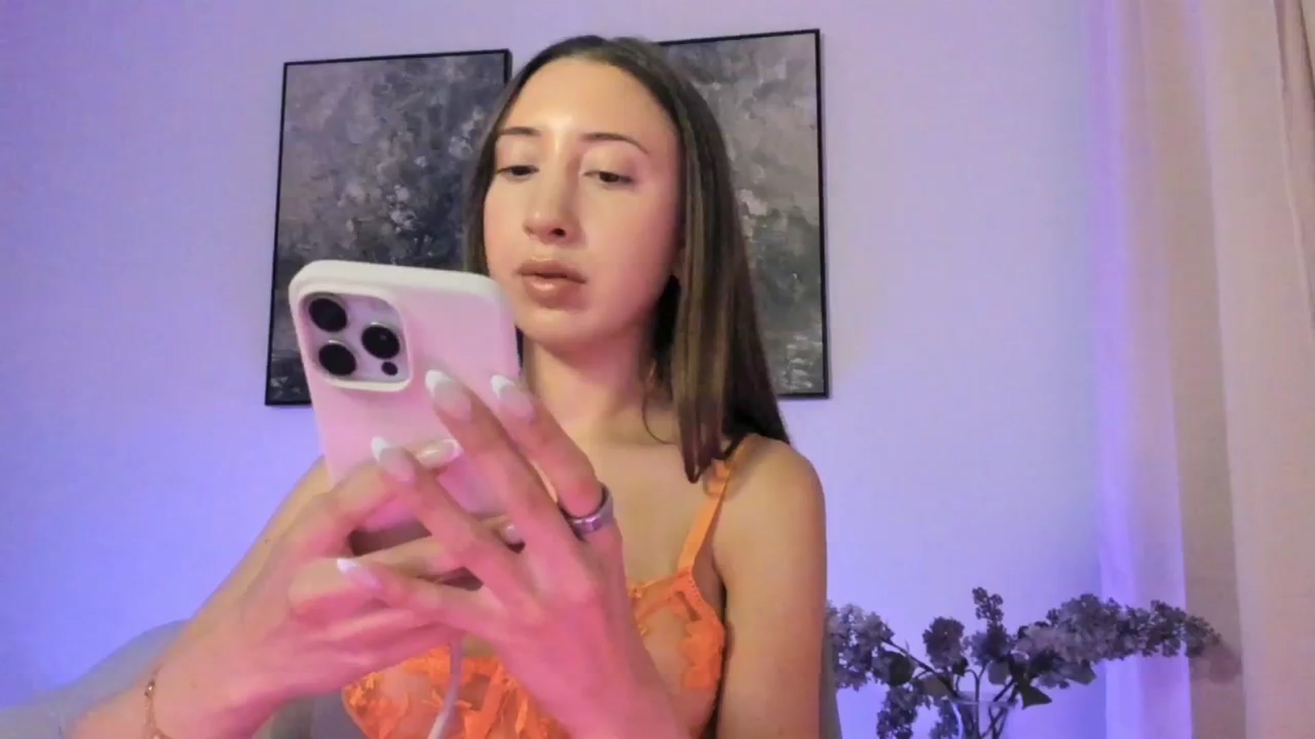 Gallery image thumbnail from goddessccleo's myfreecams stream on, 09/04/2025, 03:01 image 9 of 20