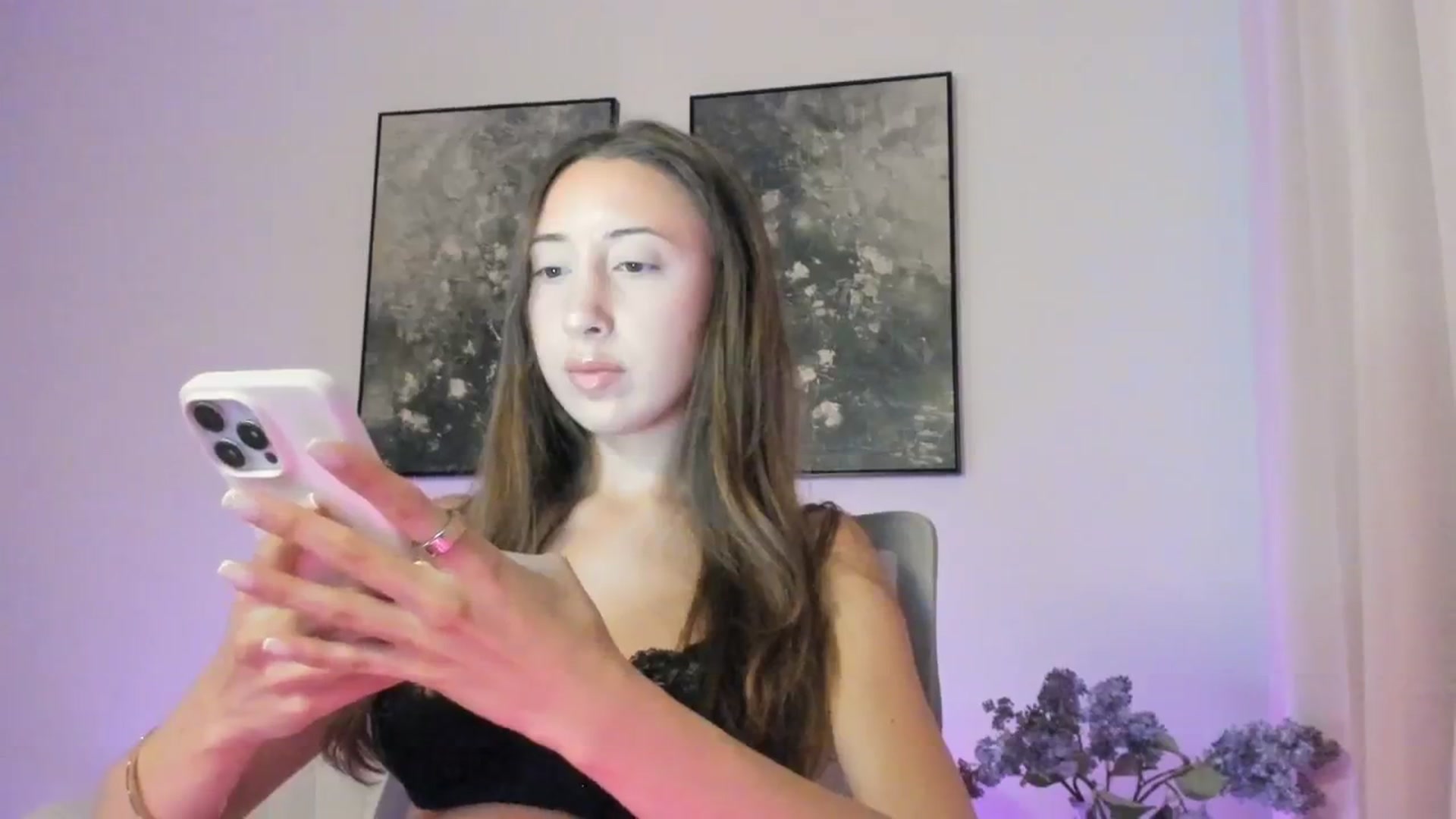 Gallery image thumbnail from goddessccleo's myfreecams stream on, 09/25/2025, 01:20 image 11 of 20
