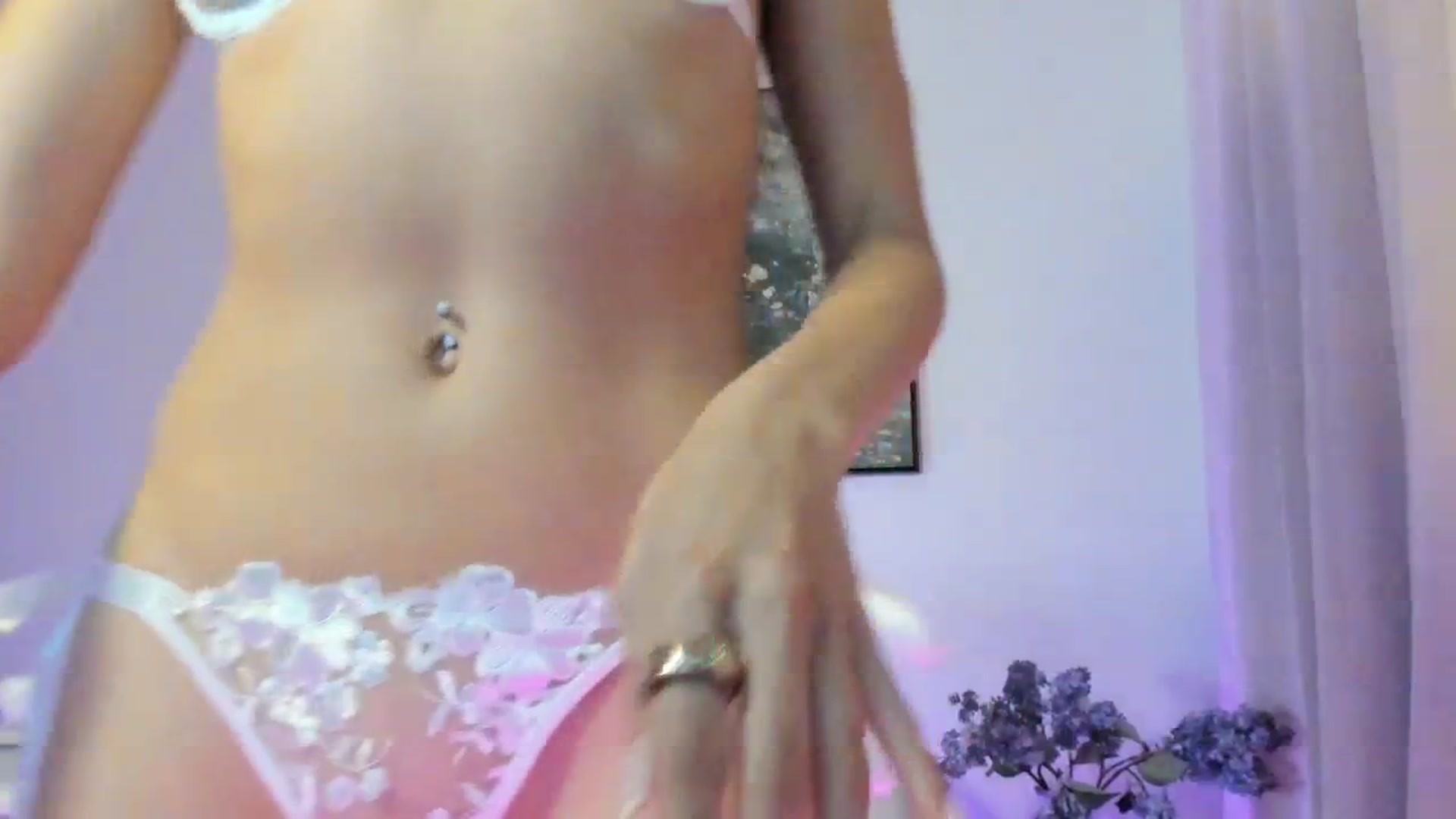 Gallery image thumbnail from goddessccleo's myfreecams stream on, 09/26/2025, 01:20 image 2 of 20