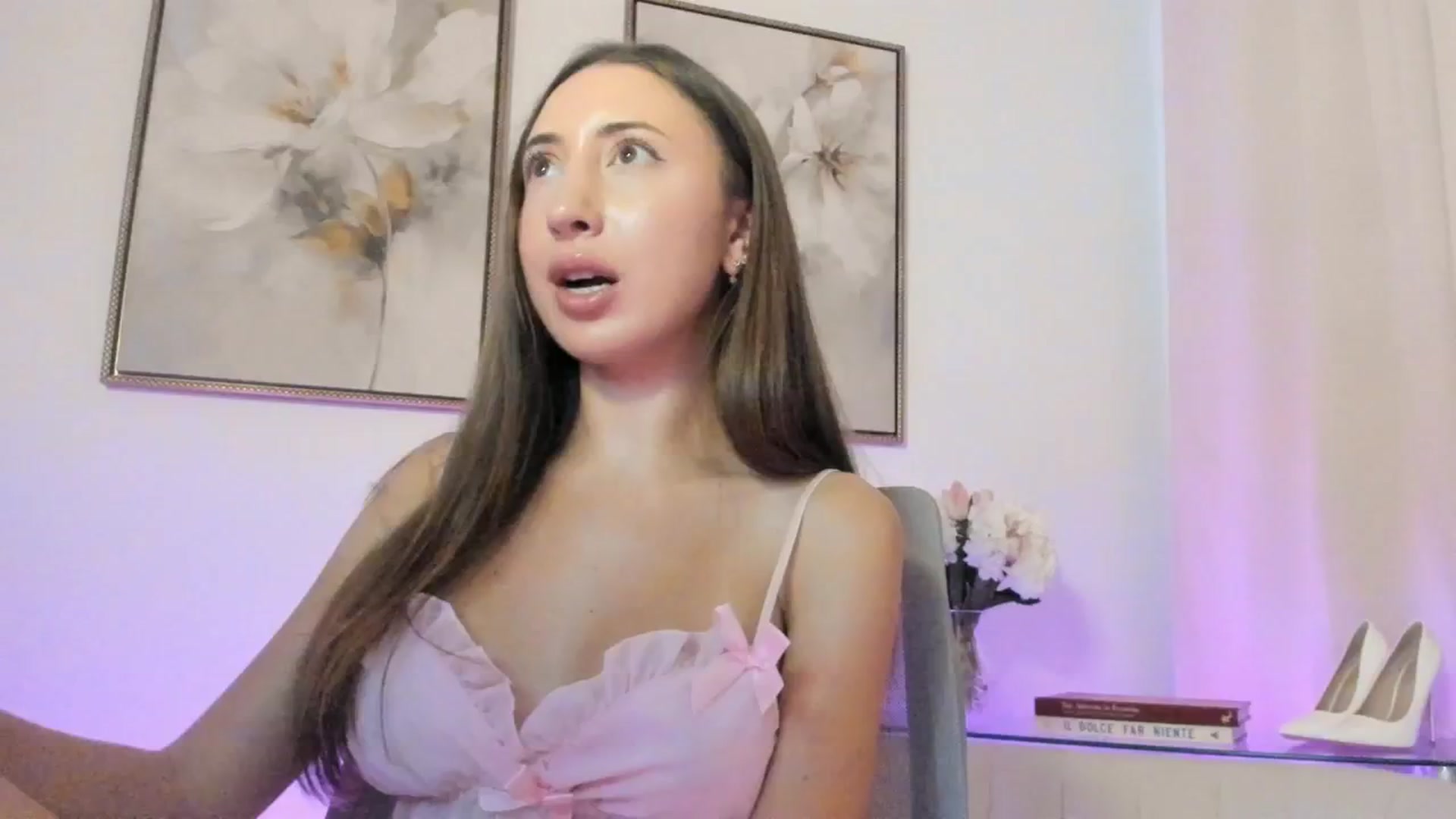 Gallery image thumbnail from goddessccleo's myfreecams stream on, 10/13/2025, 24:44 image 8 of 20
