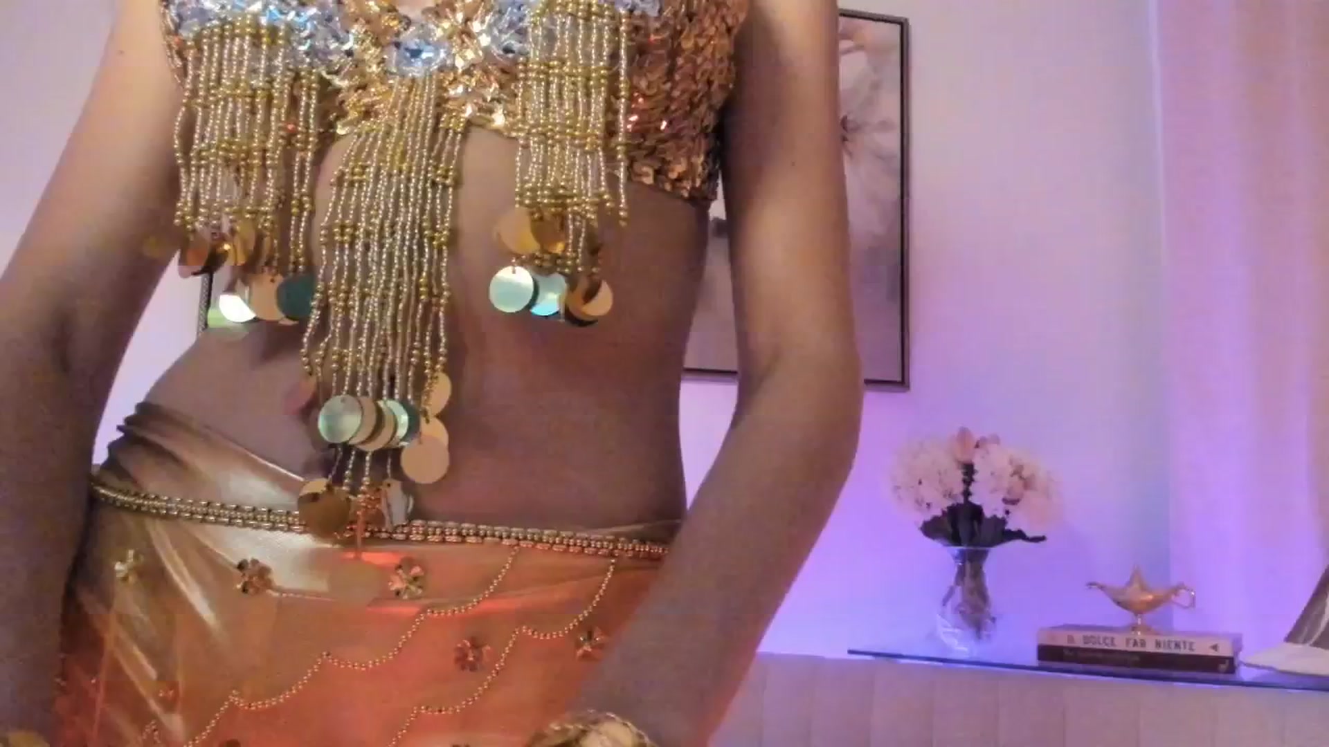 Gallery image thumbnail from goddessccleo's myfreecams stream on, 11/01/2025, 03:03 image 8 of 20