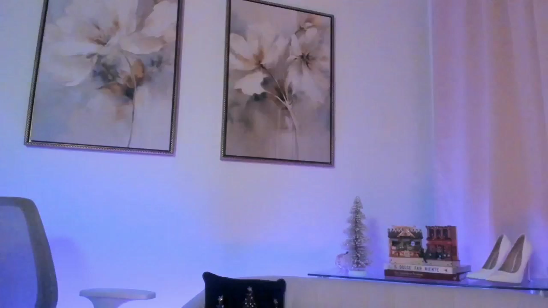 Gallery image thumbnail from goddessccleo's myfreecams stream on, 11/08/2025, 05:38 image 3 of 20
