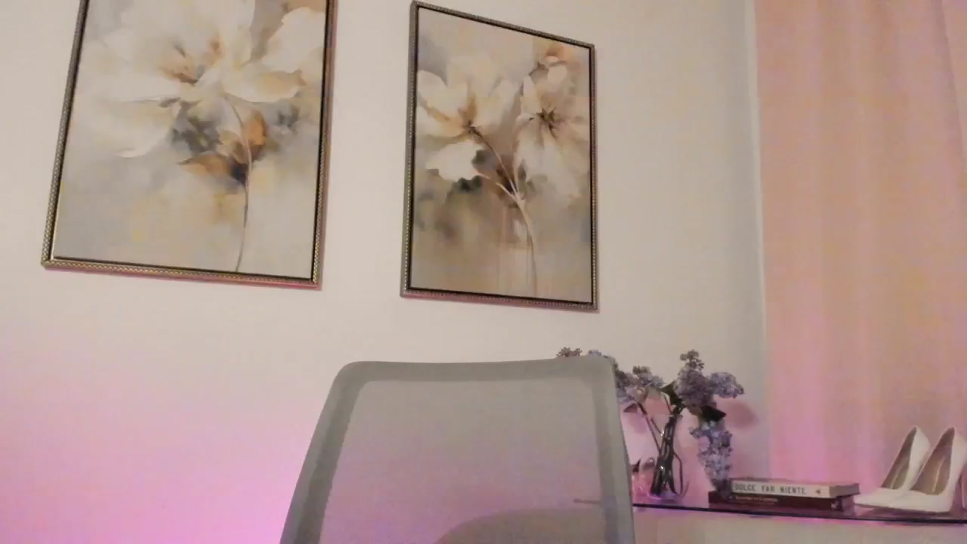 Gallery image thumbnail from goddessccleo's myfreecams stream on, 11/25/2025, 08:50 image 3 of 20