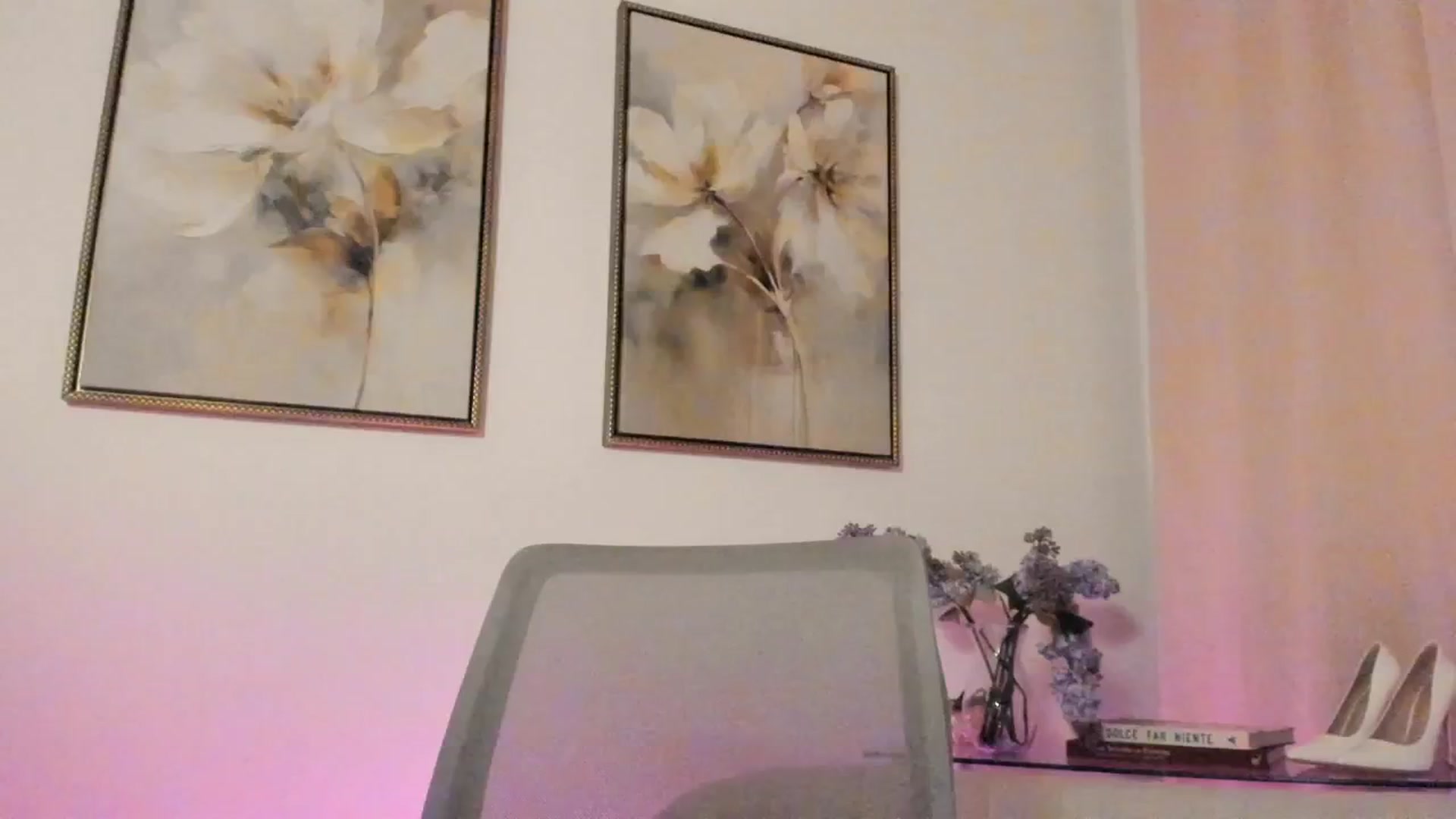 Gallery image thumbnail from goddessccleo's myfreecams stream on, 11/25/2025, 08:50 image 2 of 20