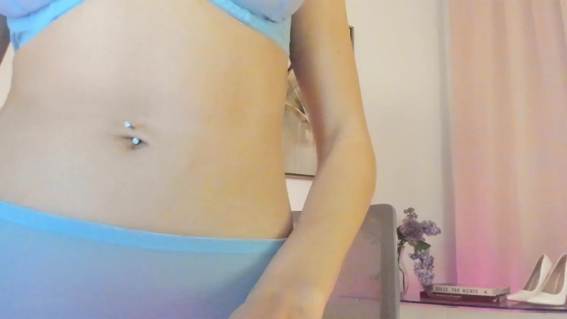 Gallery image thumbnail from goddessccleo's myfreecams stream on, 12/01/2025, 03:27 image 17 of 20