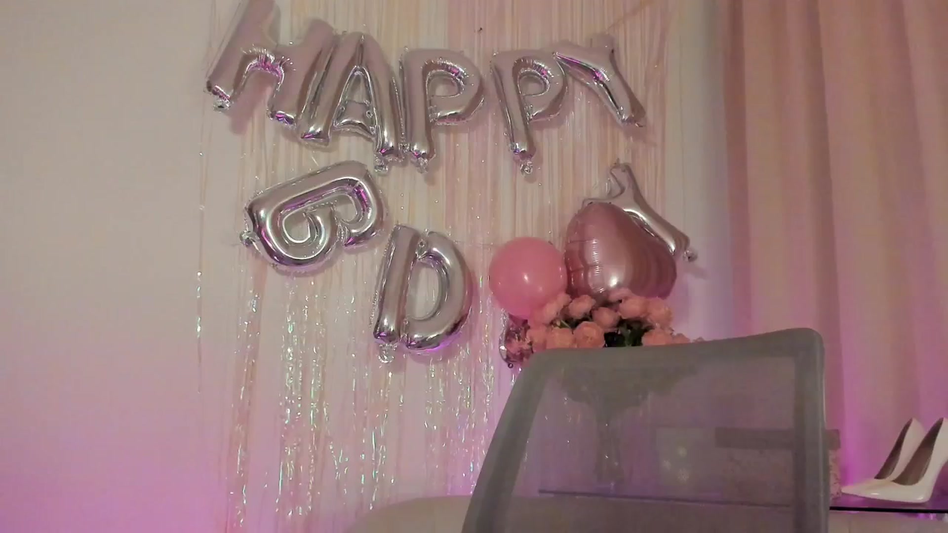 Gallery image thumbnail from goddessccleo's myfreecams stream on, 12/04/2025, 02:29 image 2 of 20