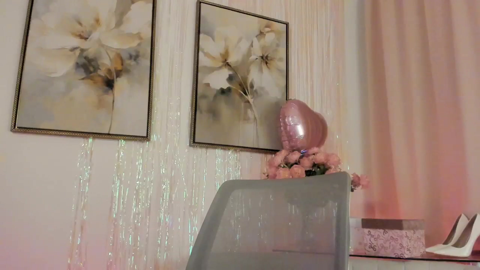 Gallery image thumbnail from goddessccleo's myfreecams stream on, 12/05/2025, 04:00 image 17 of 20