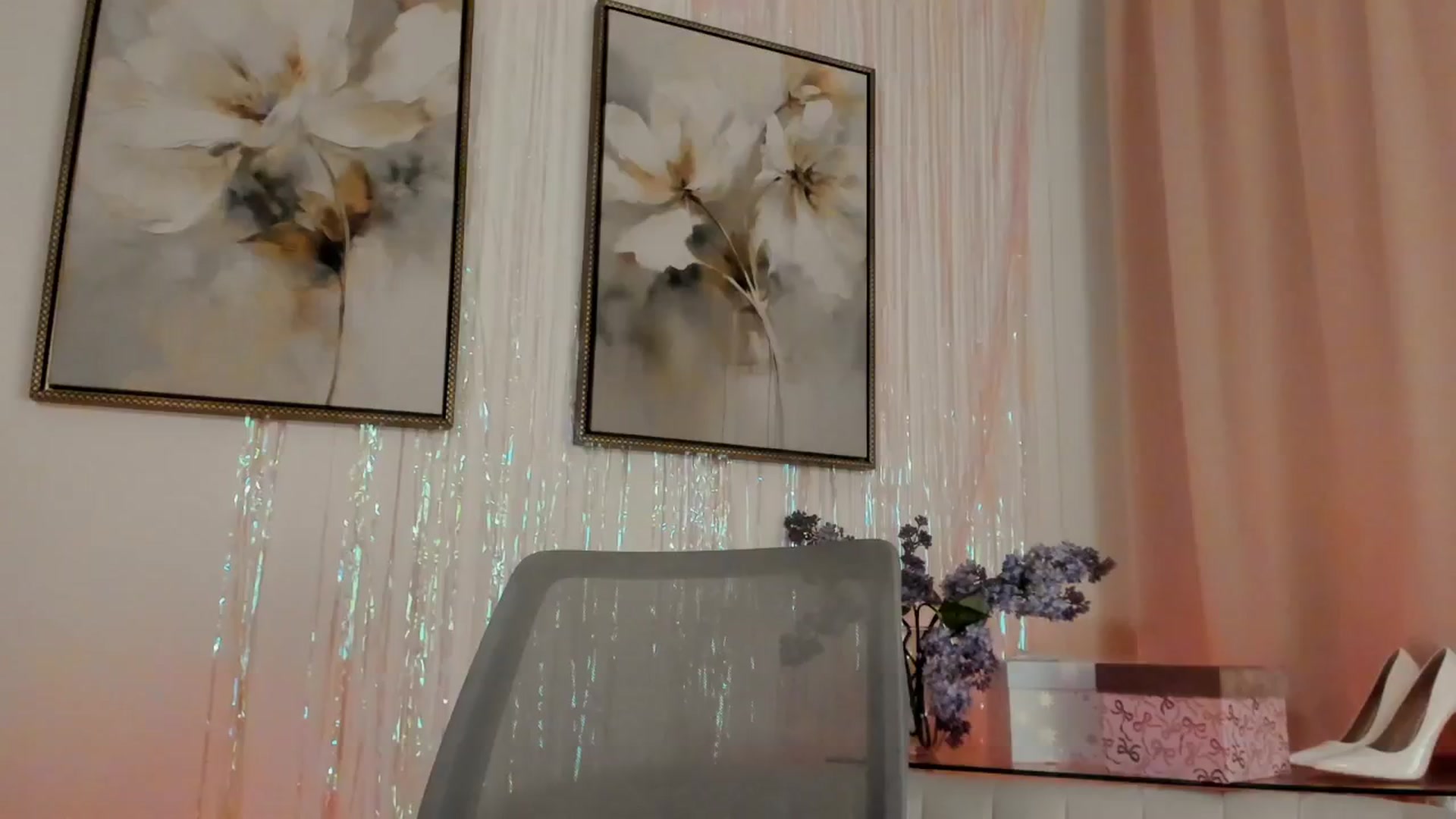 Gallery image thumbnail from goddessccleo's myfreecams stream on, 12/08/2025, 24:42 image 20 of 20