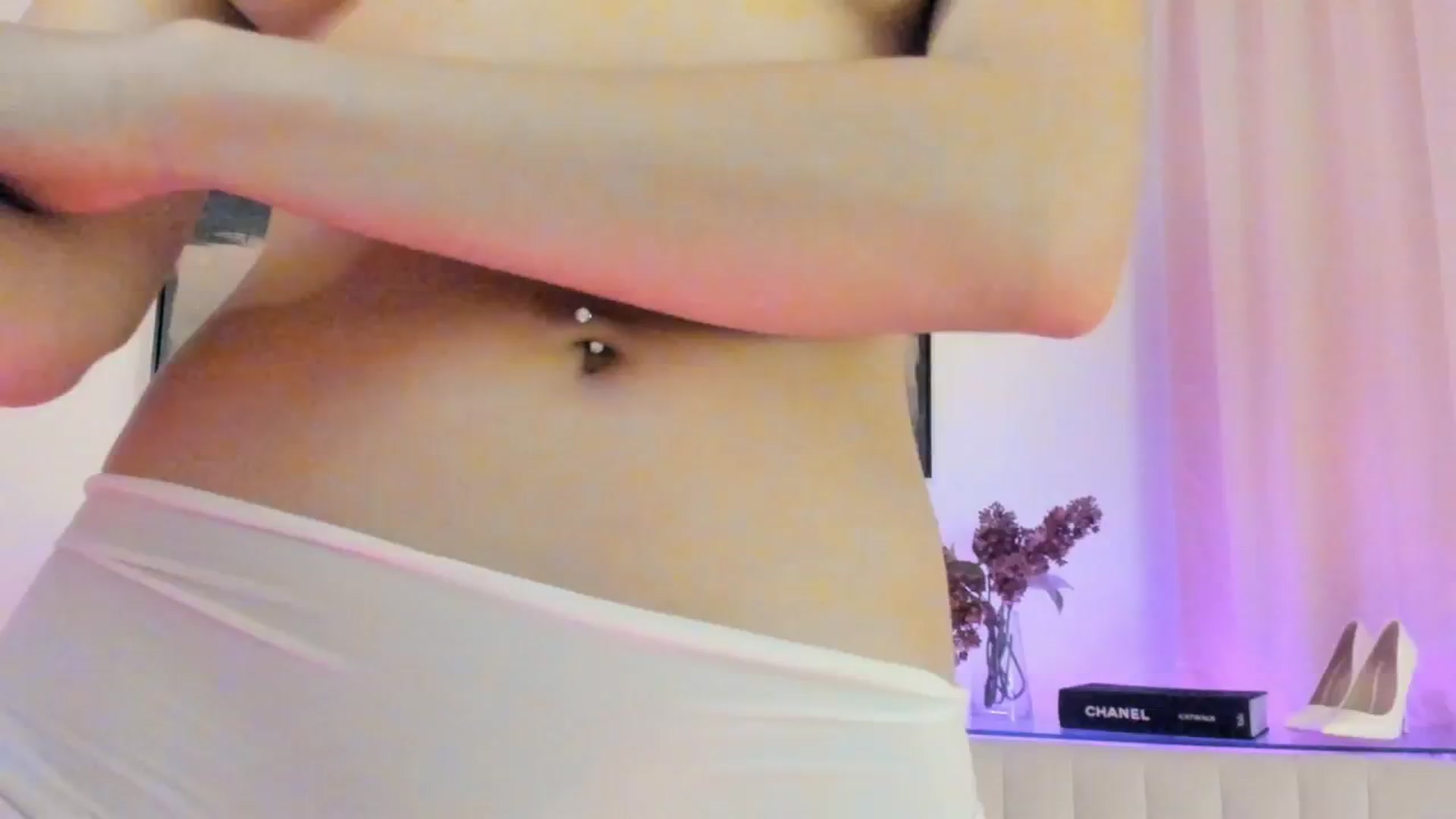 Gallery image thumbnail from goddessccleo's myfreecams stream on, 12/12/2025, 01:33 image 2 of 20