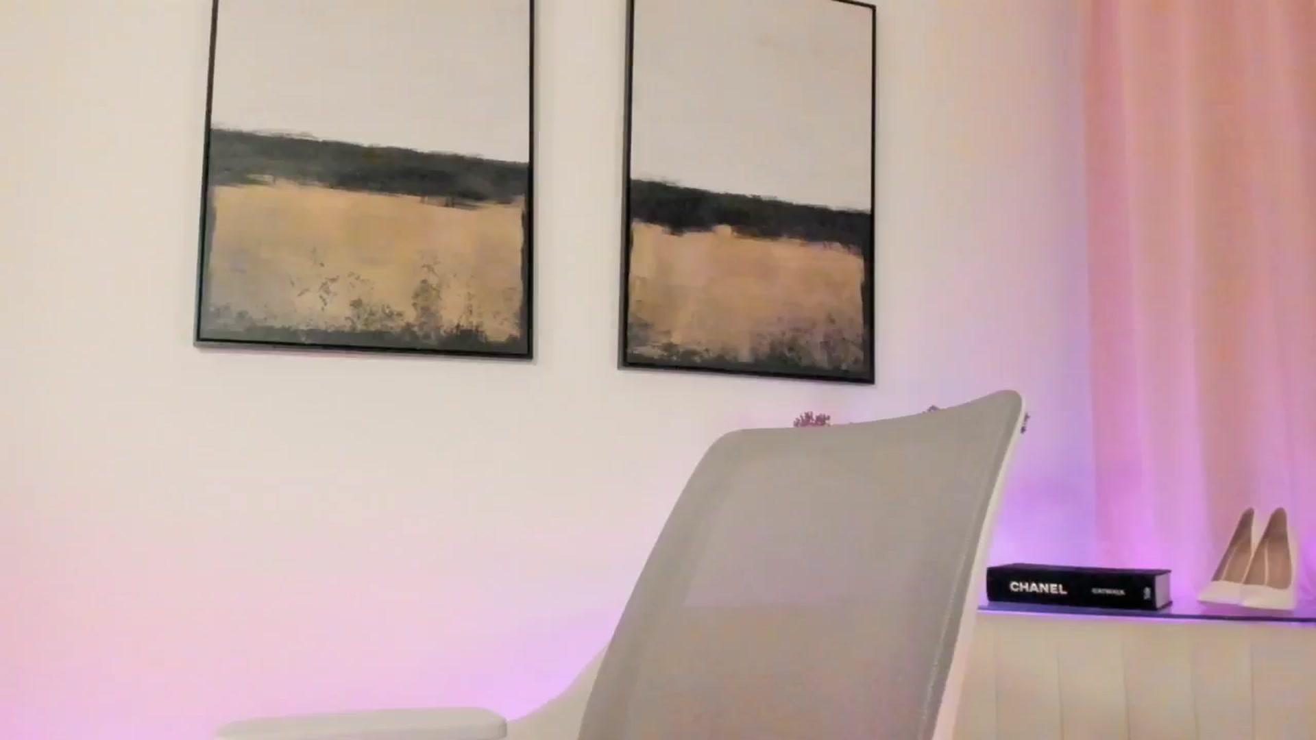 Gallery image thumbnail from goddessccleo's myfreecams stream on, 12/16/2025, 02:08 image 7 of 20